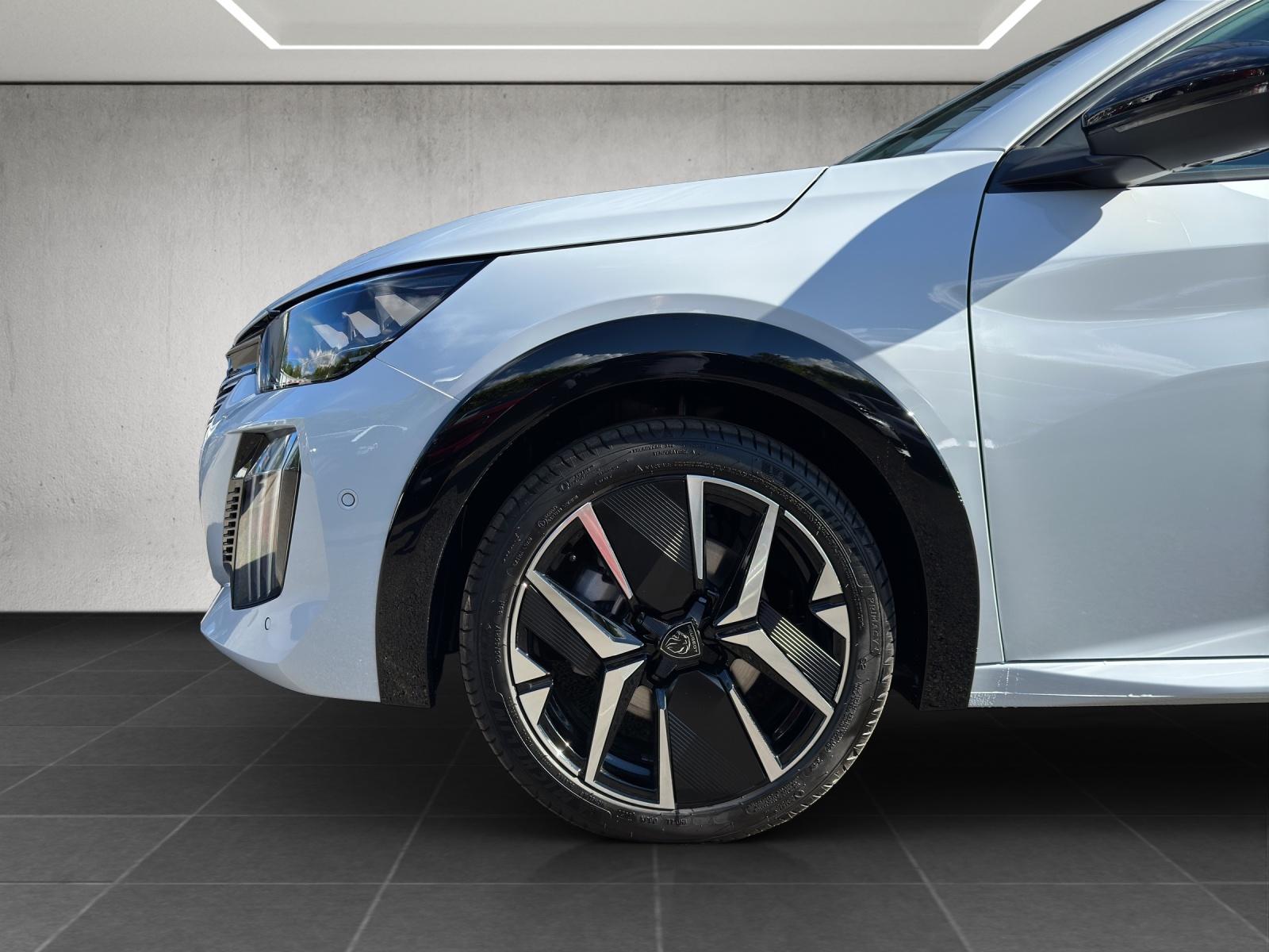 PEUGEOT 208 1.2 Hybrid 145 GT Exclusive-image-18