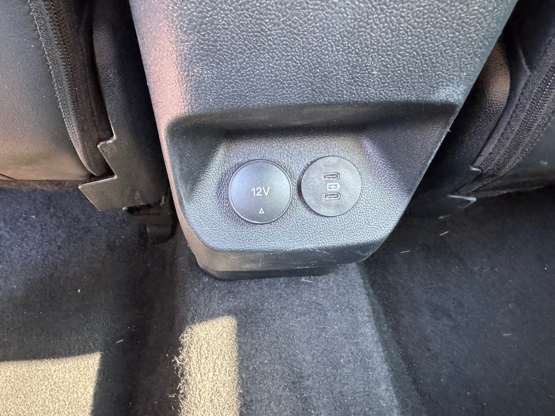 FORD 1.0 EcoB Hybrid 125 ST-Line-image-18