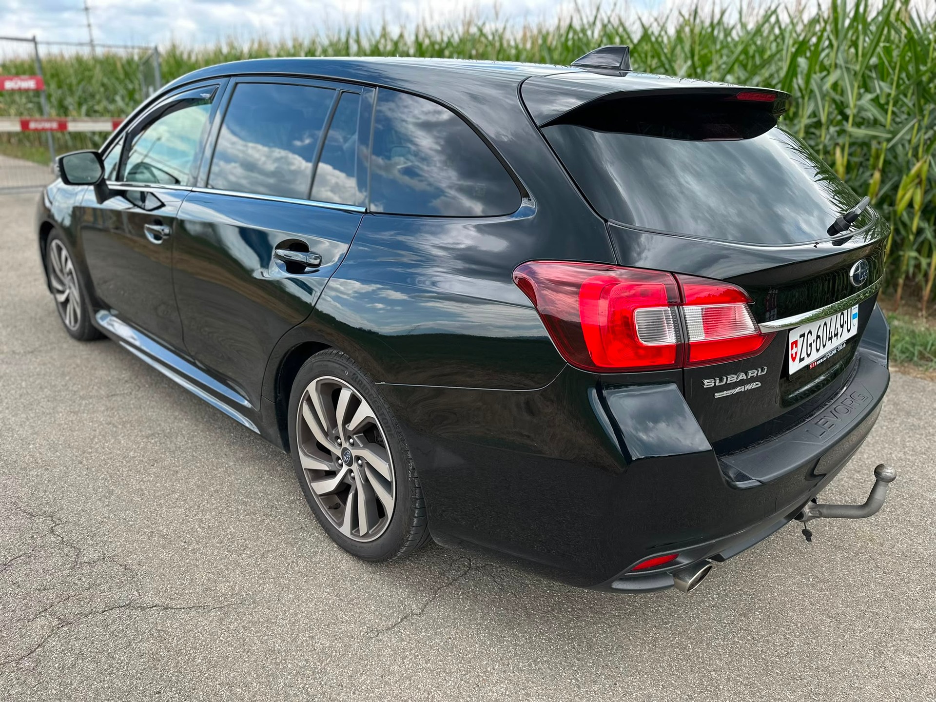SUBARU Levorg 2.0i Swiss Plus AWD Lineartronic-image-7