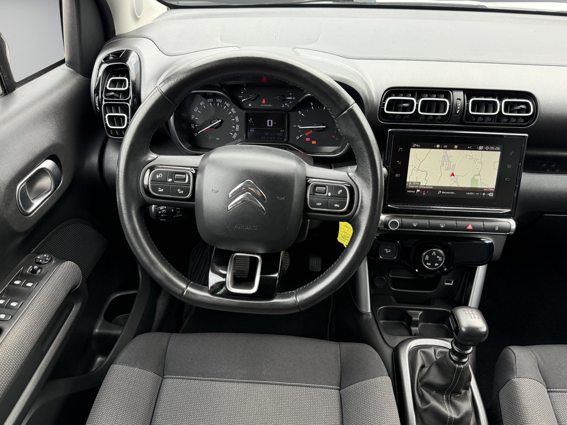 CITROEN C3 Aircross 1.2i PureTech Shine-image-13