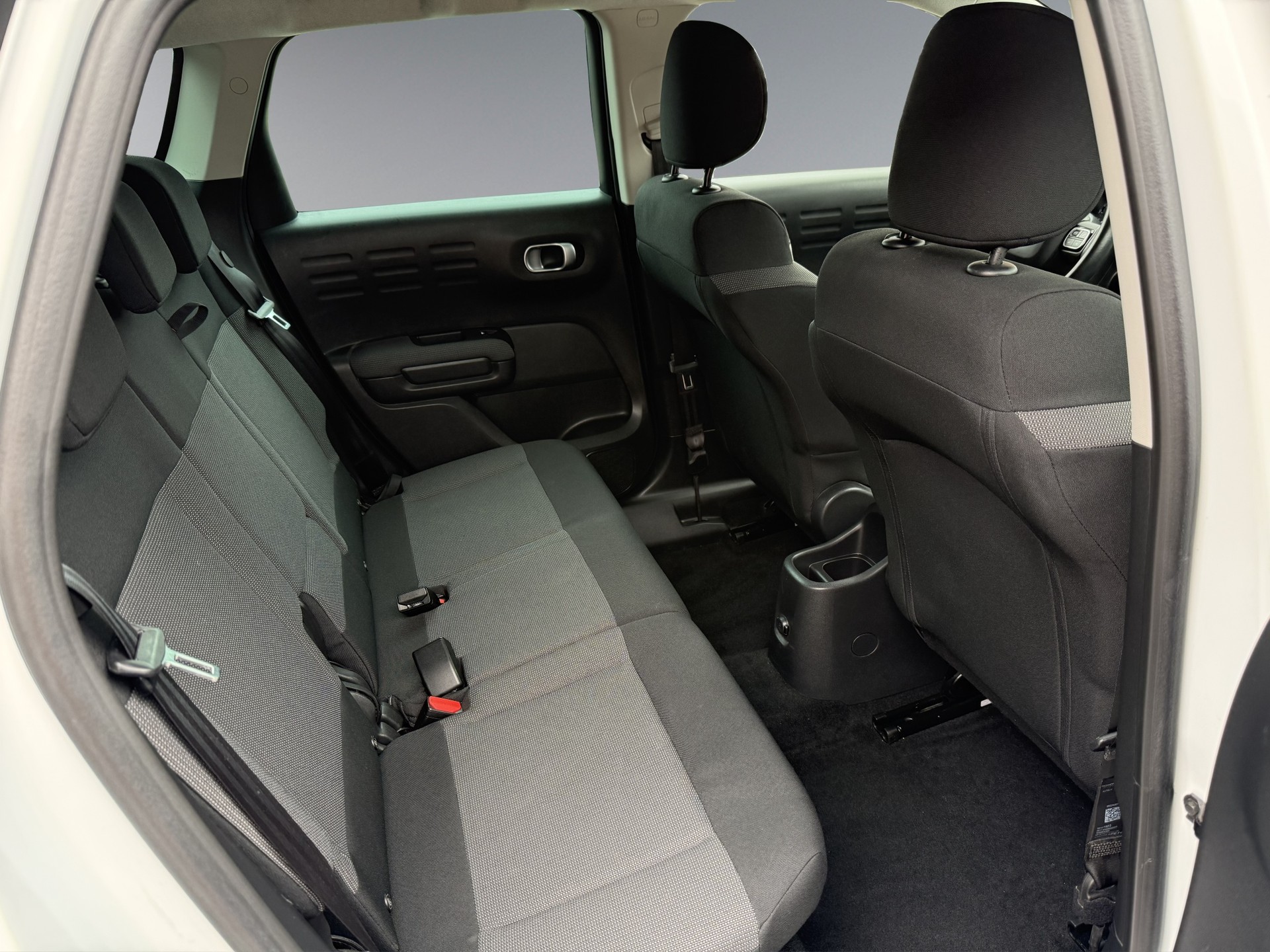 CITROEN C3 Aircross 1.2i PureTech Shine-image-11