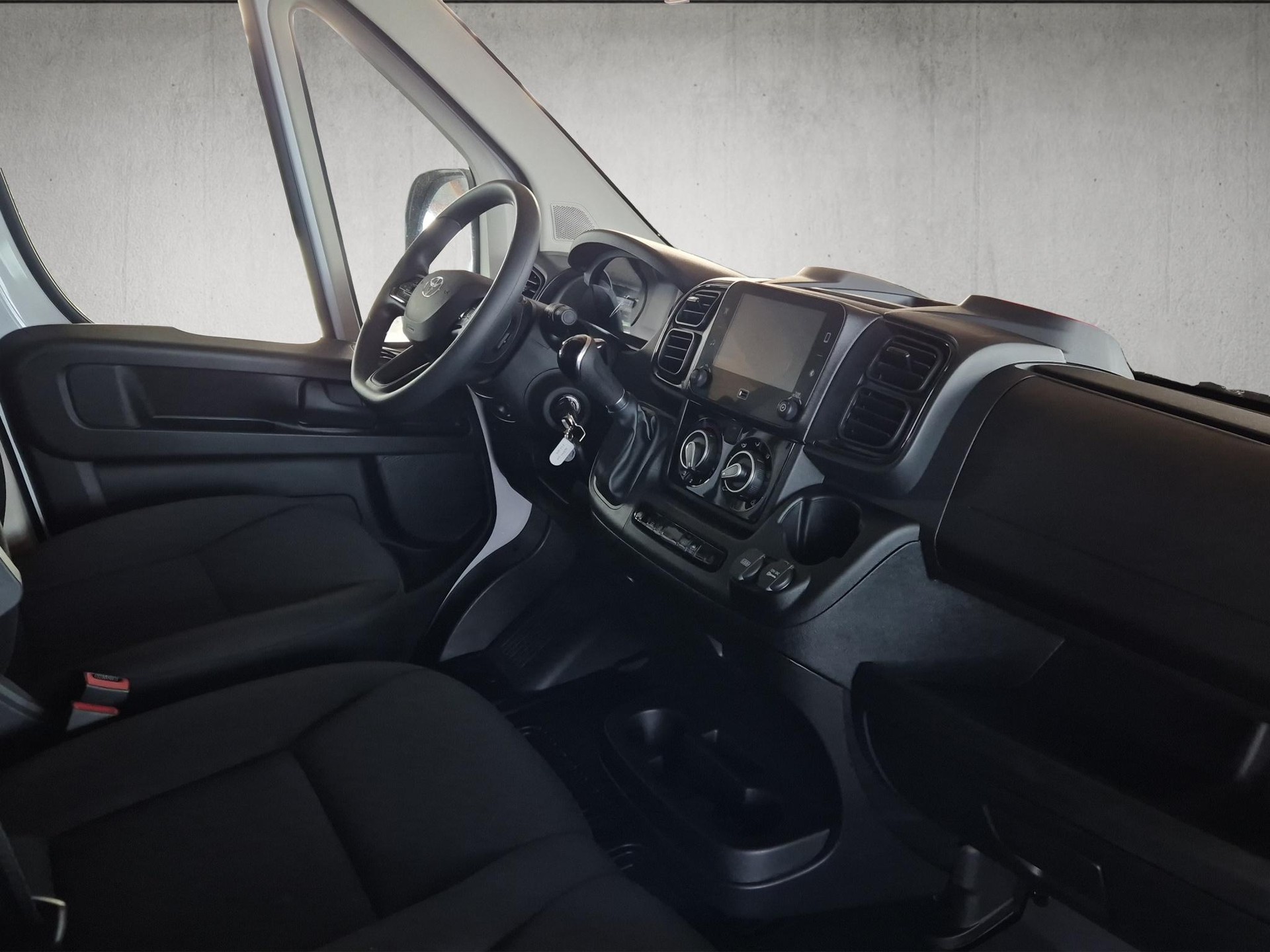 TOYOTA PROACE MAX Van 3.5 L2H2 2.2 D Active-image-11