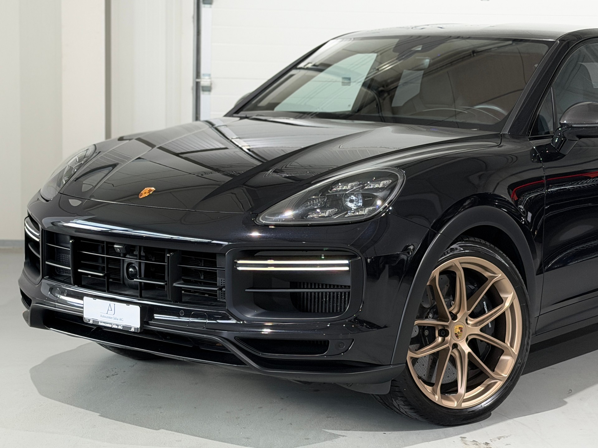 PORSCHE Cayenne Turbo GT (CH) Carbon-image-1