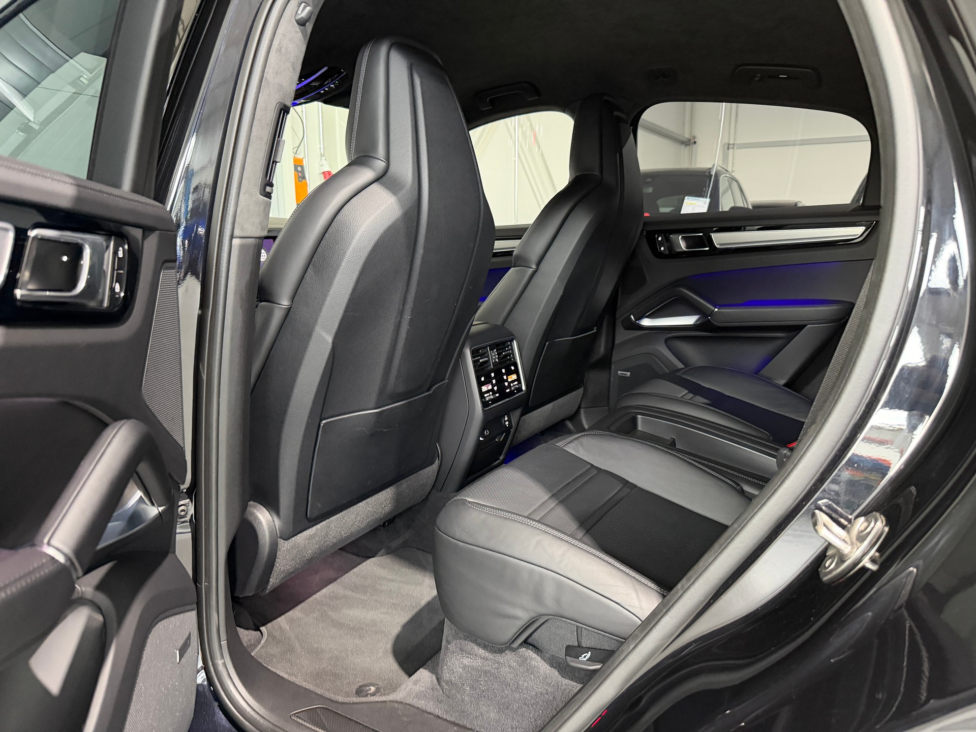 PORSCHE Cayenne Turbo GT (CH) Carbon-image-16