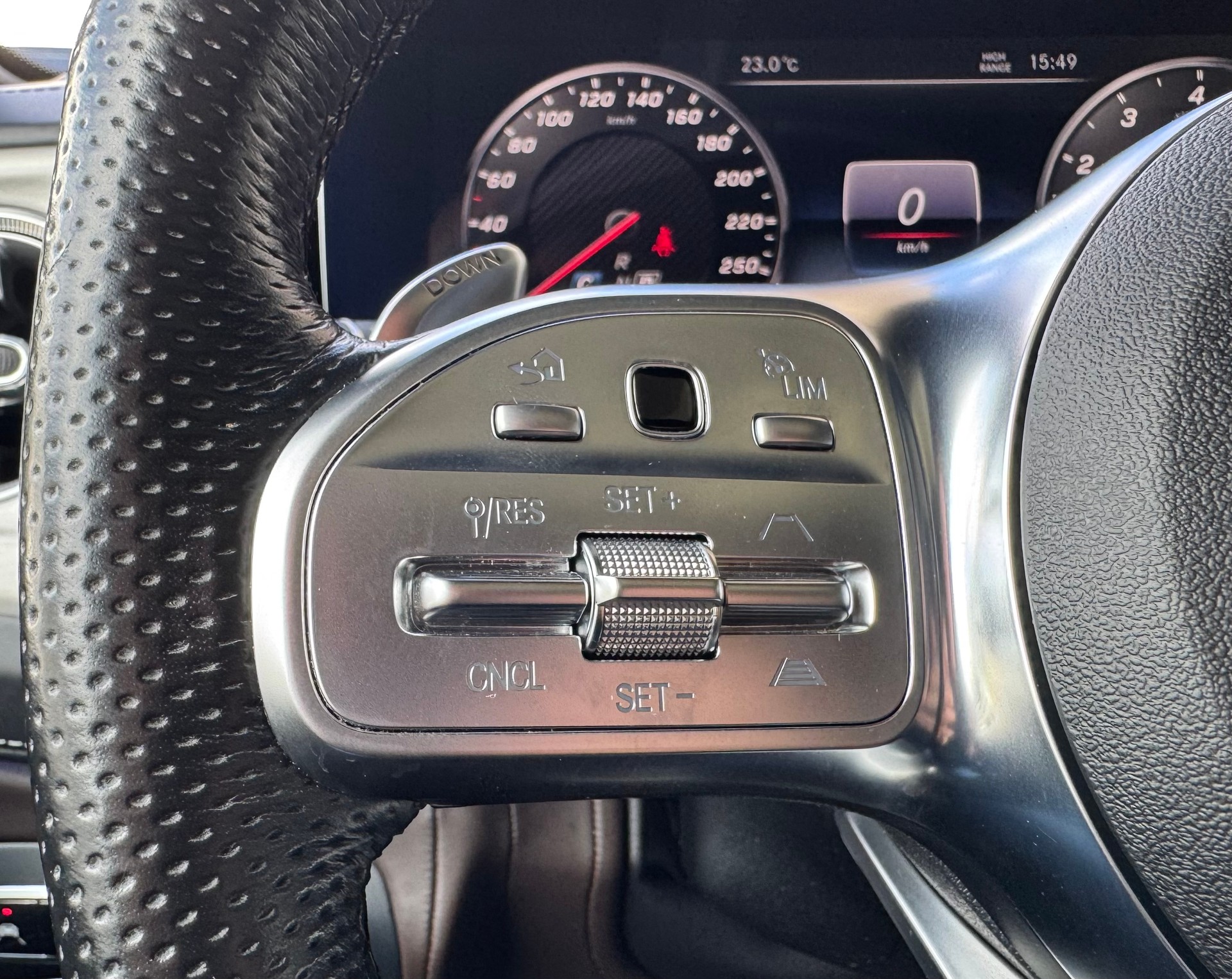 MERCEDES-BENZ G 63 AMG Speedshift Plus G-Tronic-image-13