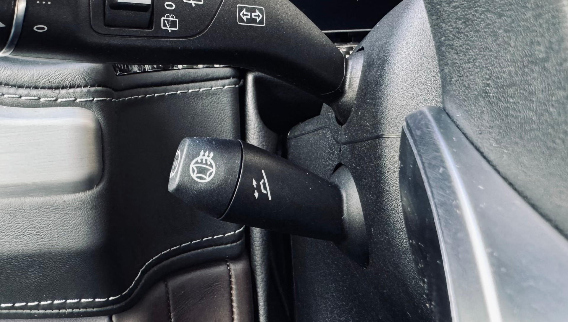 MERCEDES-BENZ G 63 AMG Speedshift Plus G-Tronic-image-14