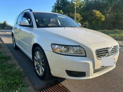 VOLVO 2.5 T5 Momentum AWD