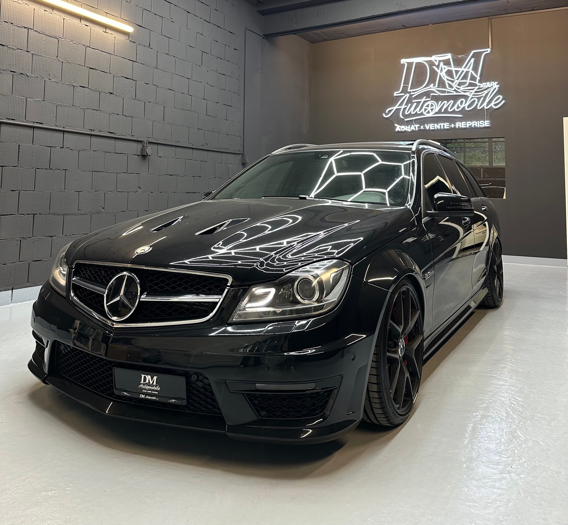 MERCEDES-BENZ C 63 AMG Edition 507 Speedshift MCT // 1of1 in Swiss🇨🇭 !! // full carbone // Sound H&K // Distronic // Leasing dès 859.-
