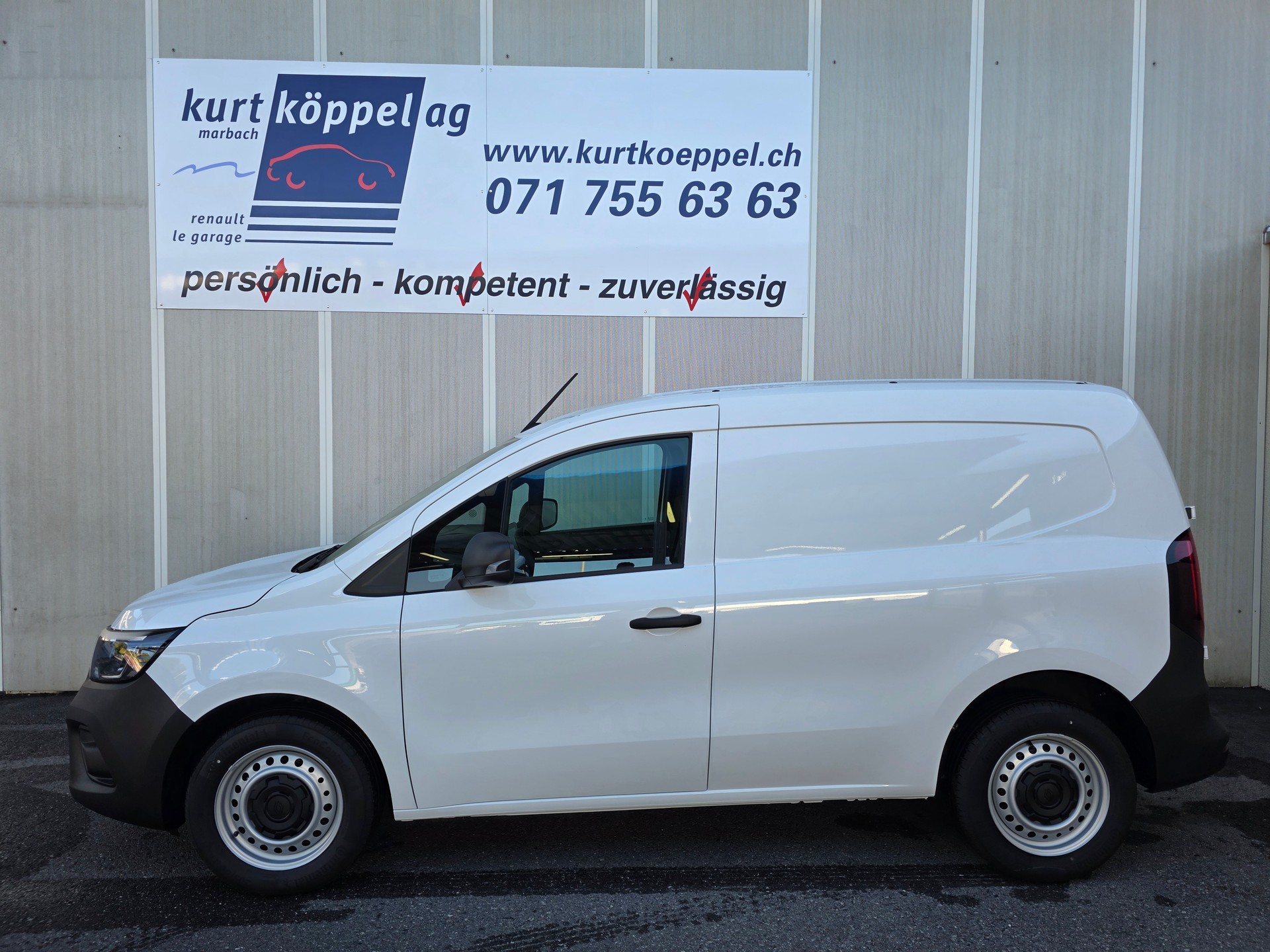 RENAULT Kangoo Van 1.3TCe Standard 130 PF Extra-image-0
