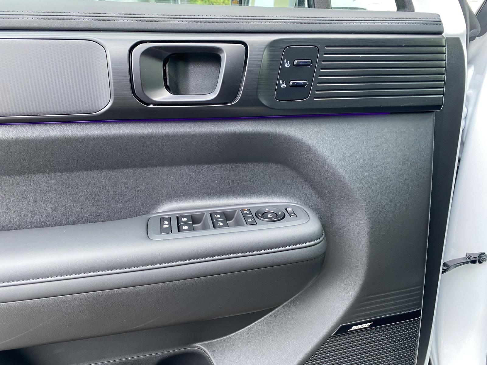 HYUNDAI Santa Fe 1.6 T-GDi HEV Calligraphy Swiss Edition-image-16