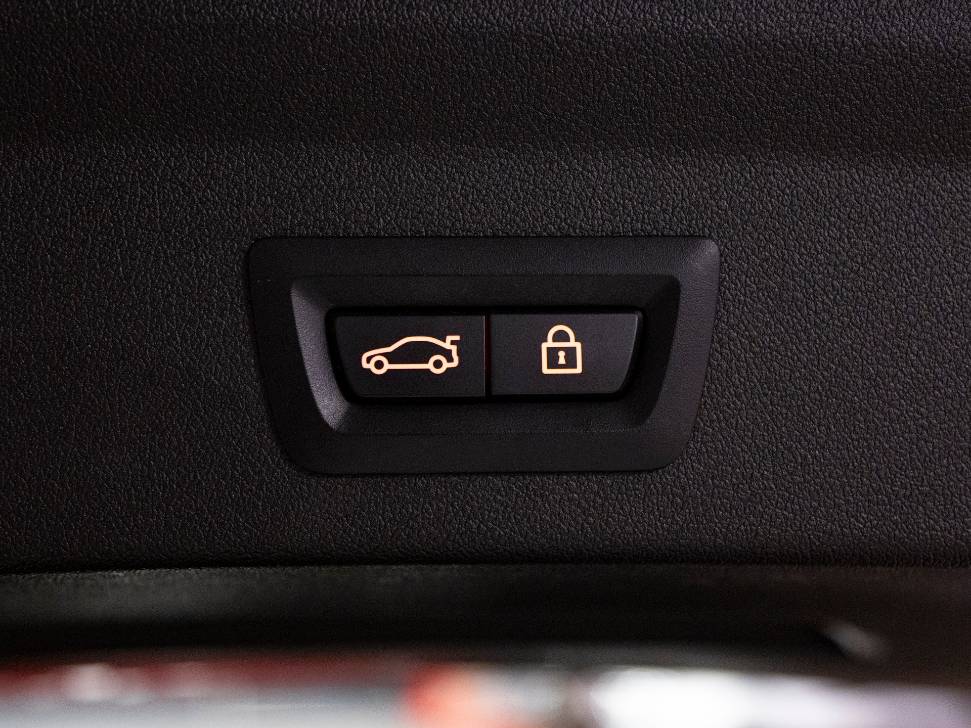 BMW 120d xDrive SAG-image-16