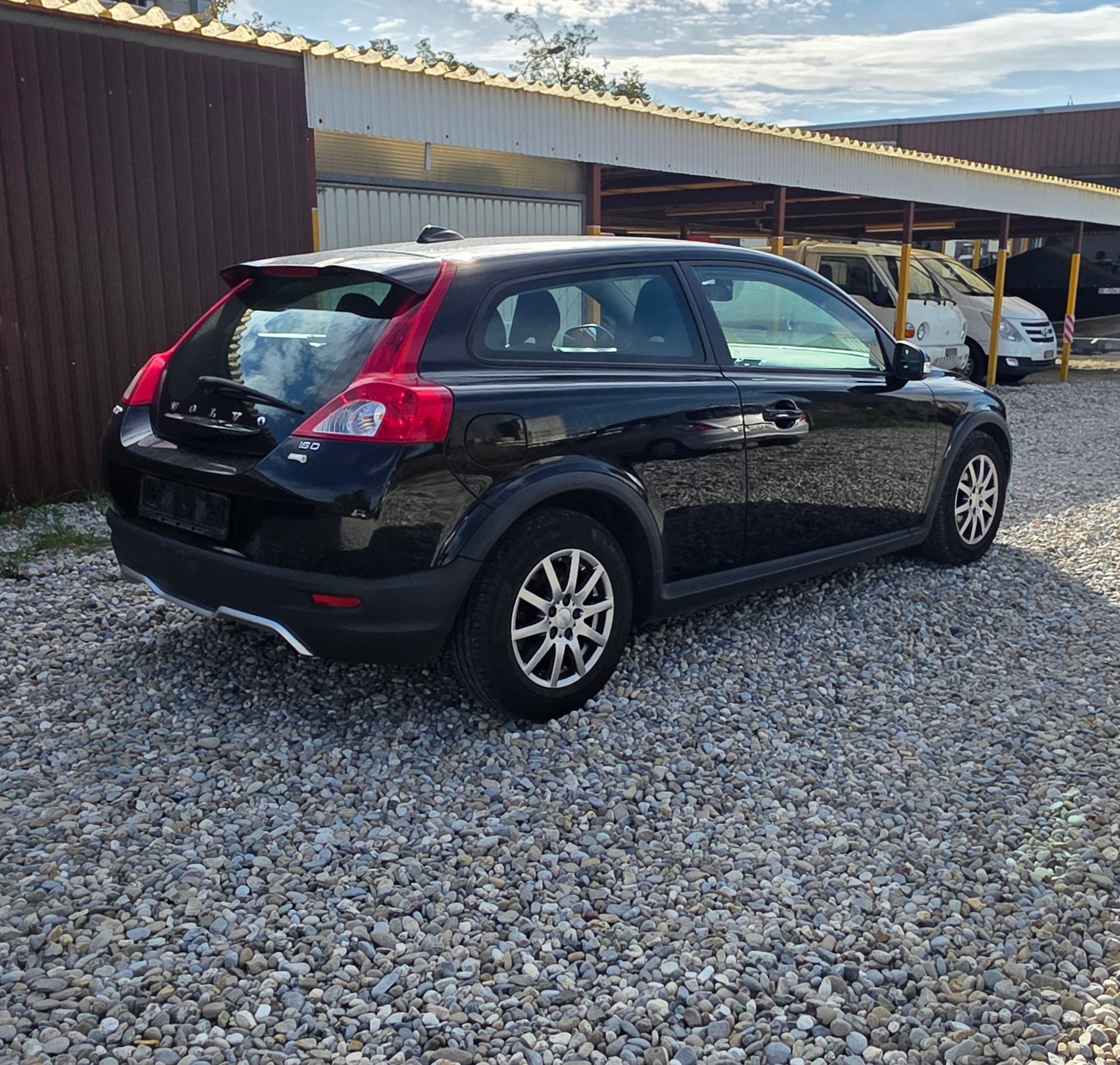 VOLVO C30 1.6D Start/Stop Momentum-image-2