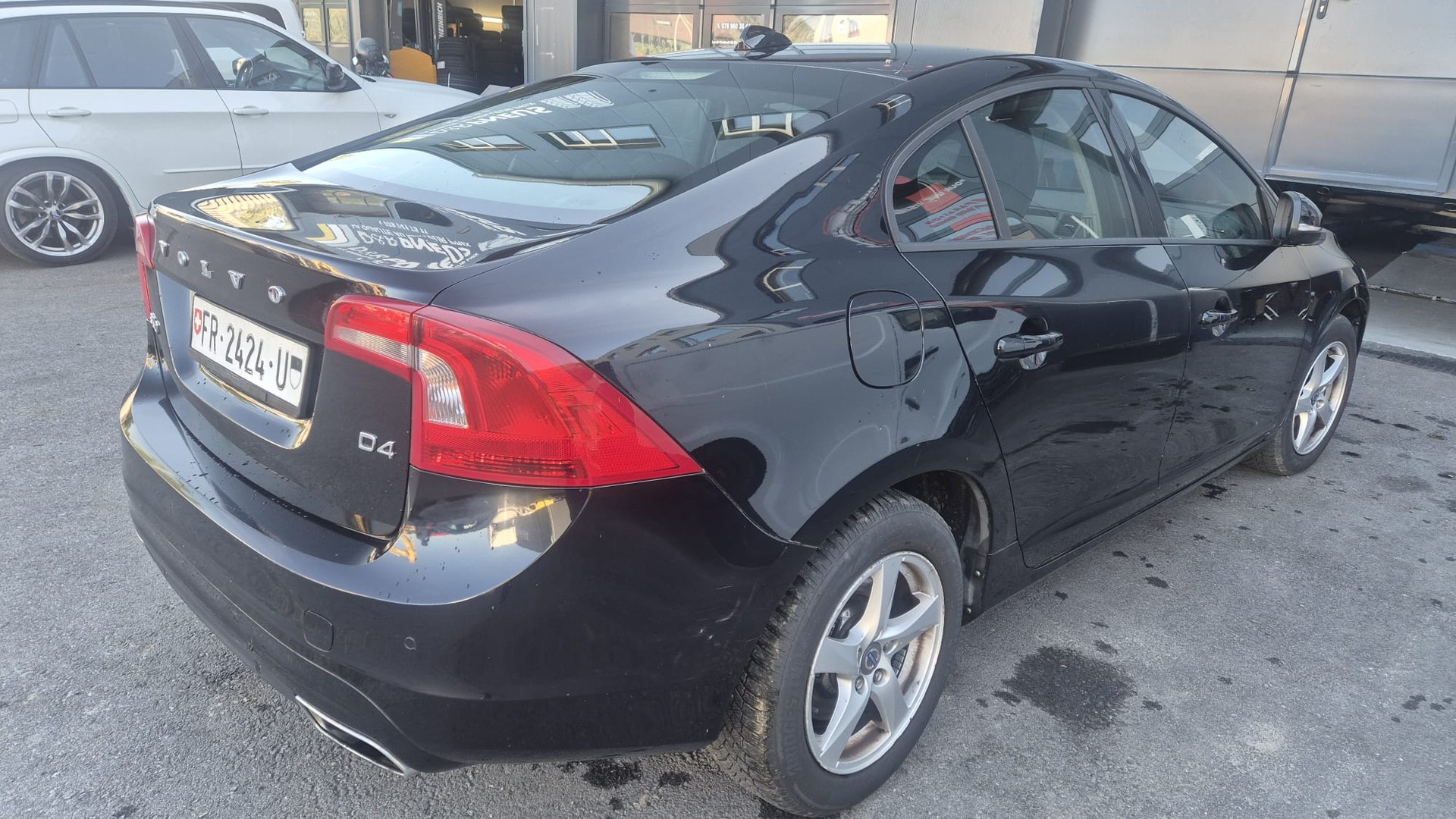 VOLVO S60 D4-image-5