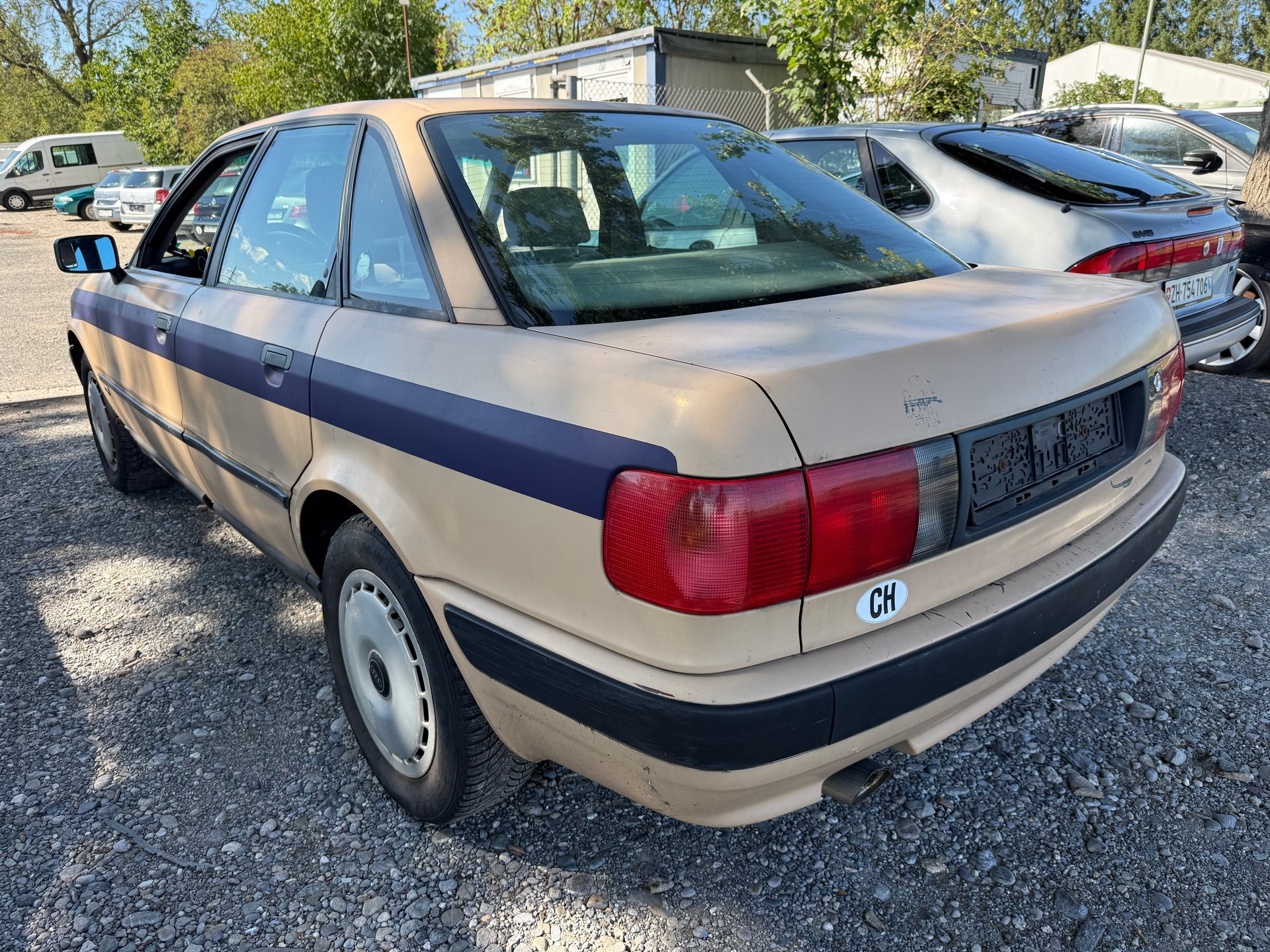 AUDI 80 2.3 E-image-3