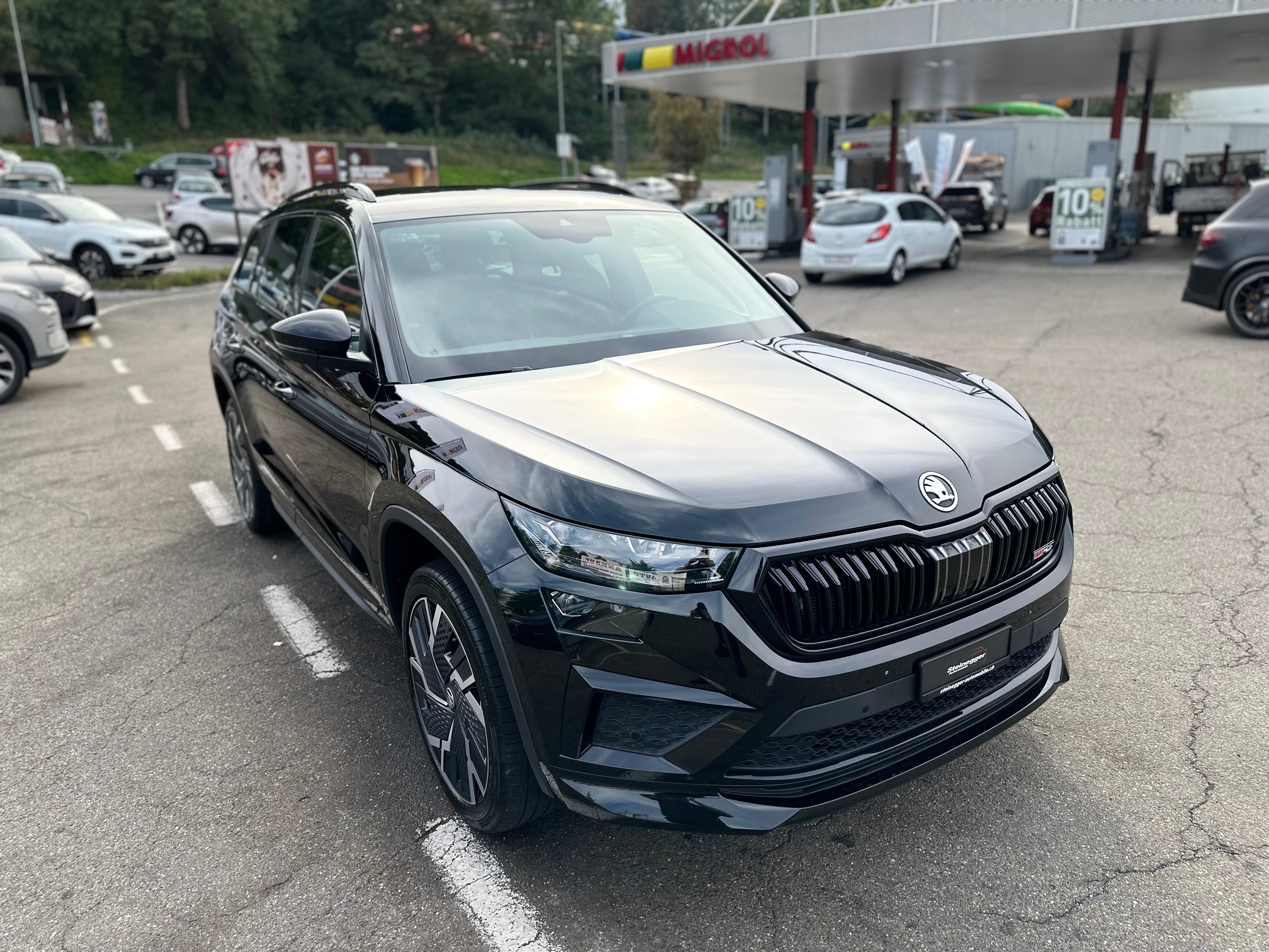 Car photo