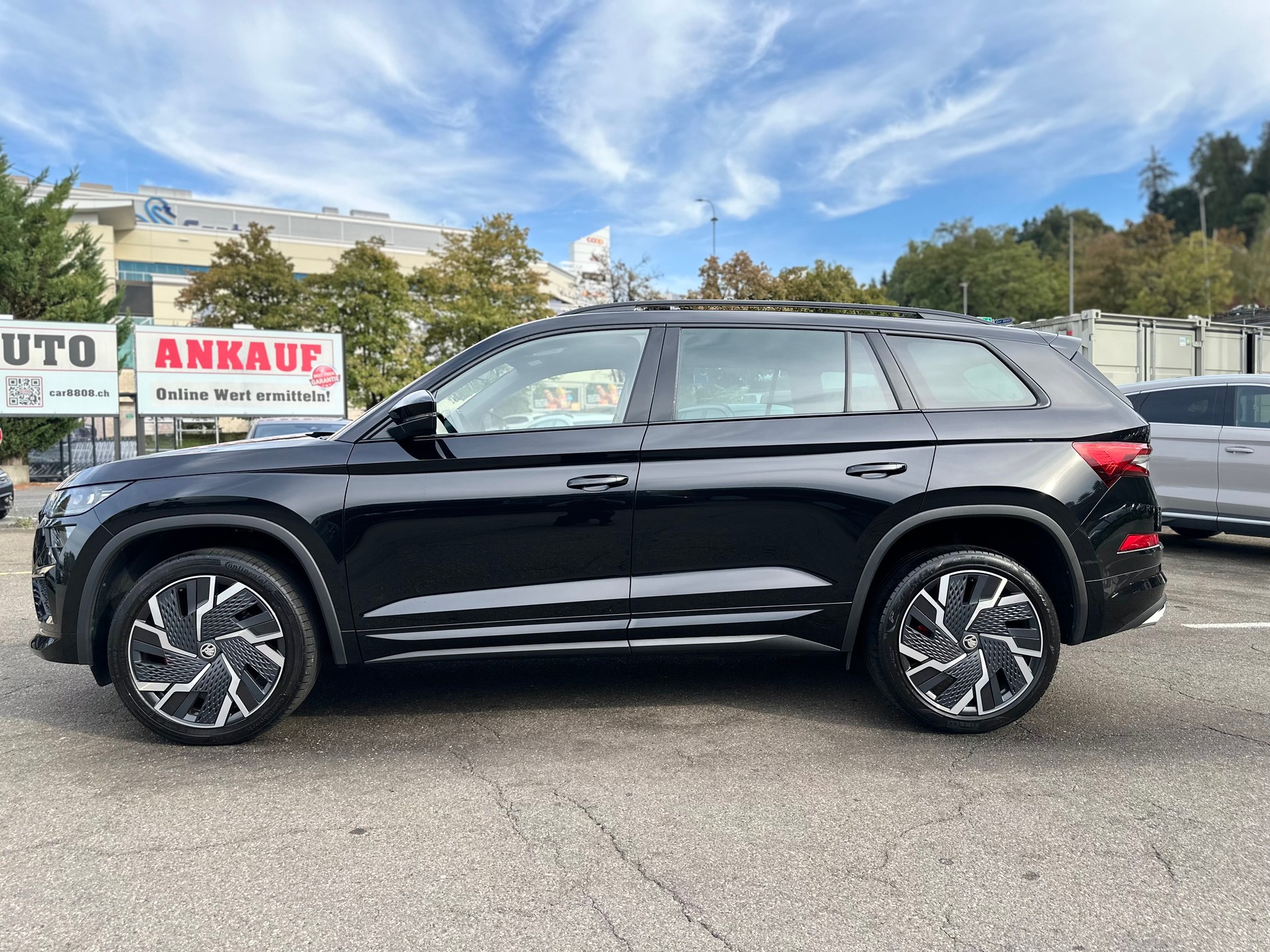 SKODA Kodiaq 2.0 TSI 4x4 RS-image-6