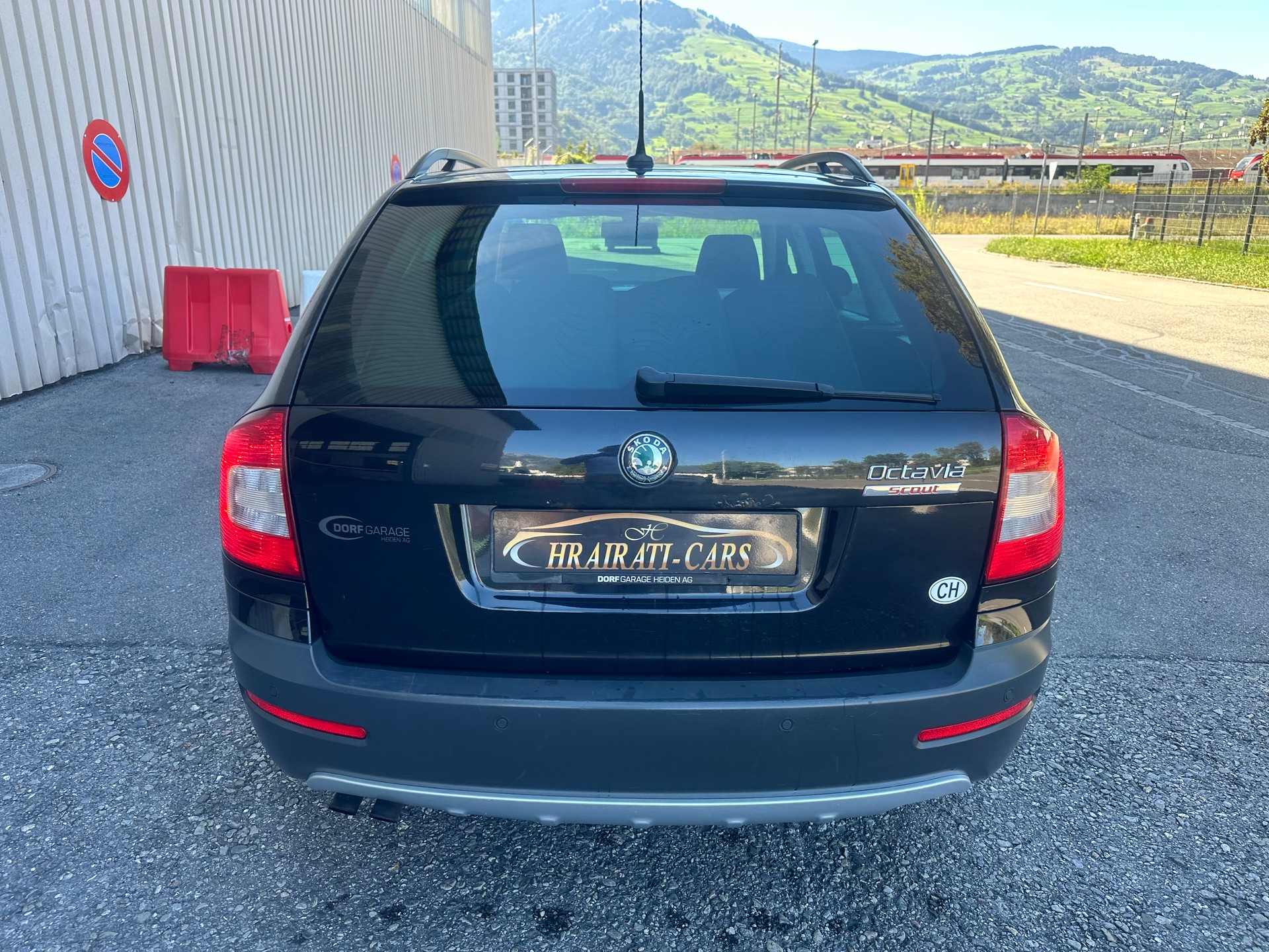 SKODA Octavia Combi 1.8 TSI Scout 4x4-image-6