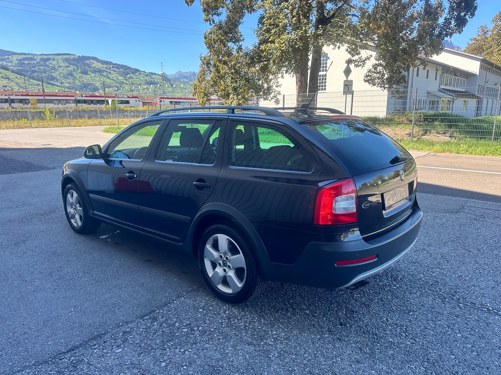 SKODA Octavia Combi 1.8 TSI Scout 4x4-image-5