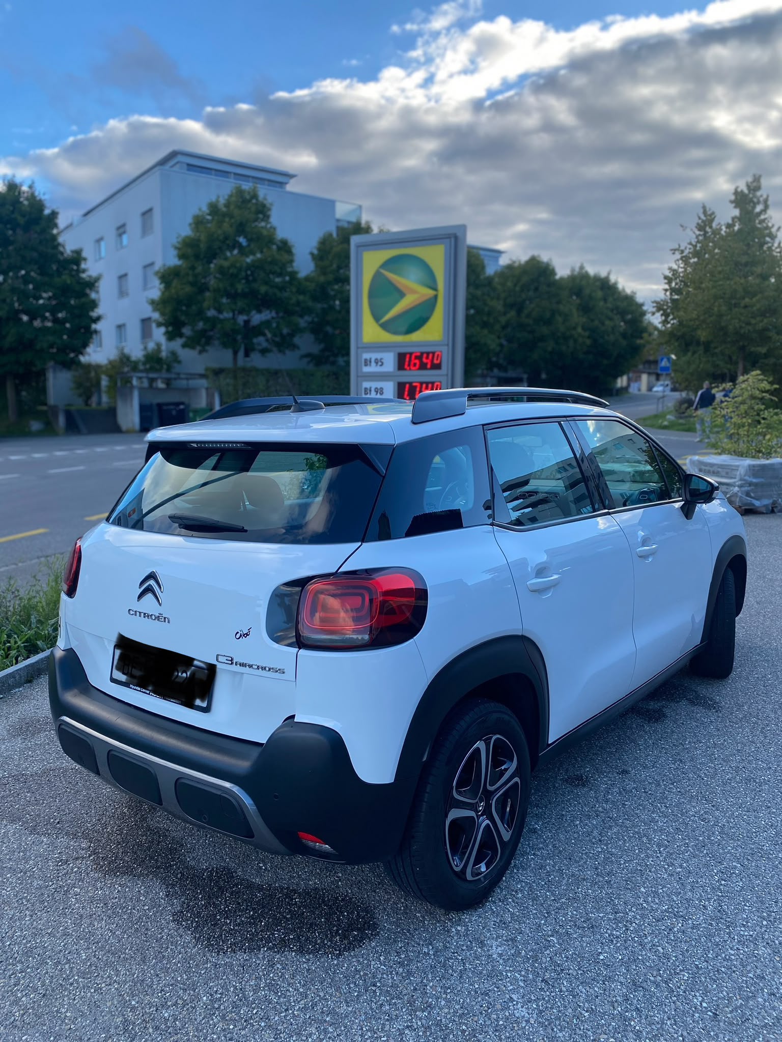 CITROEN 1.2 PureTech 110 Feel-image-0