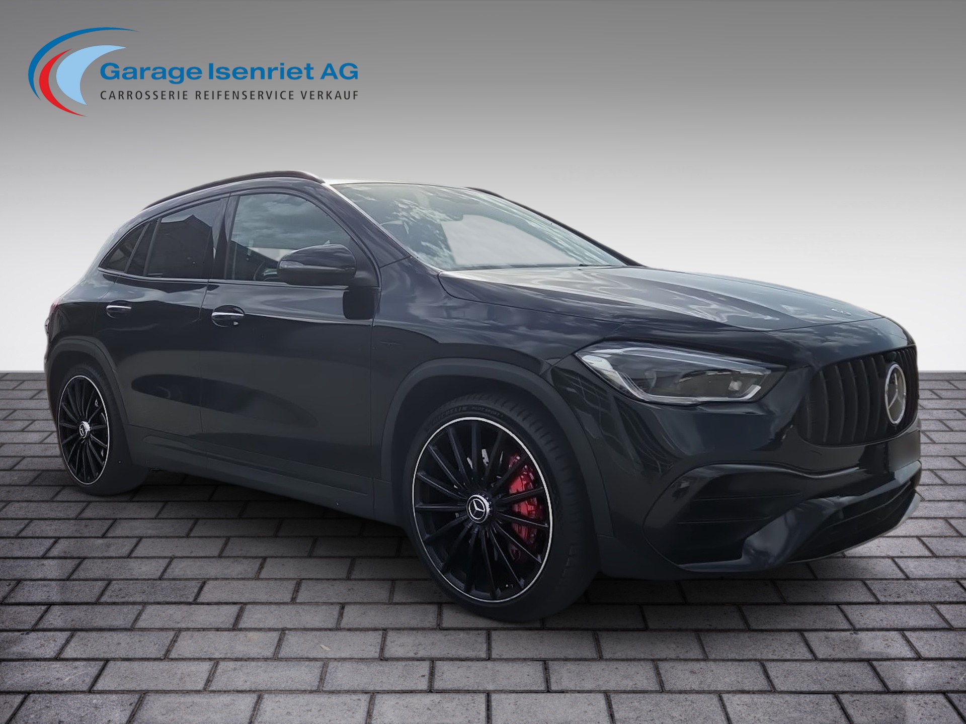 MERCEDES-BENZ GLA 45 S AMG 4Matic+ 8G-Speedshift DCT-image-2