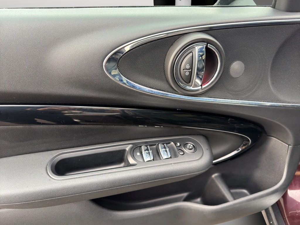 MINI Clubman Cooper SD ALL4 Steptronic-image-7