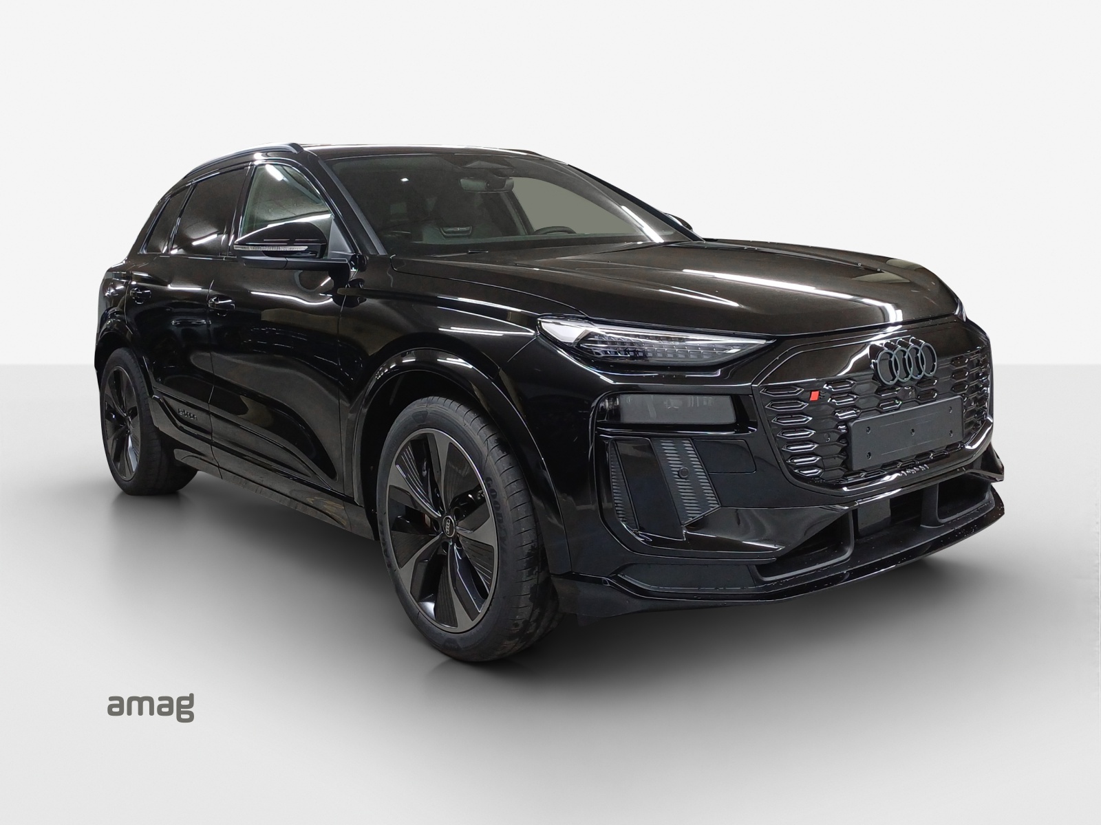 AUDI SQ6 e-tron quattro-image-5