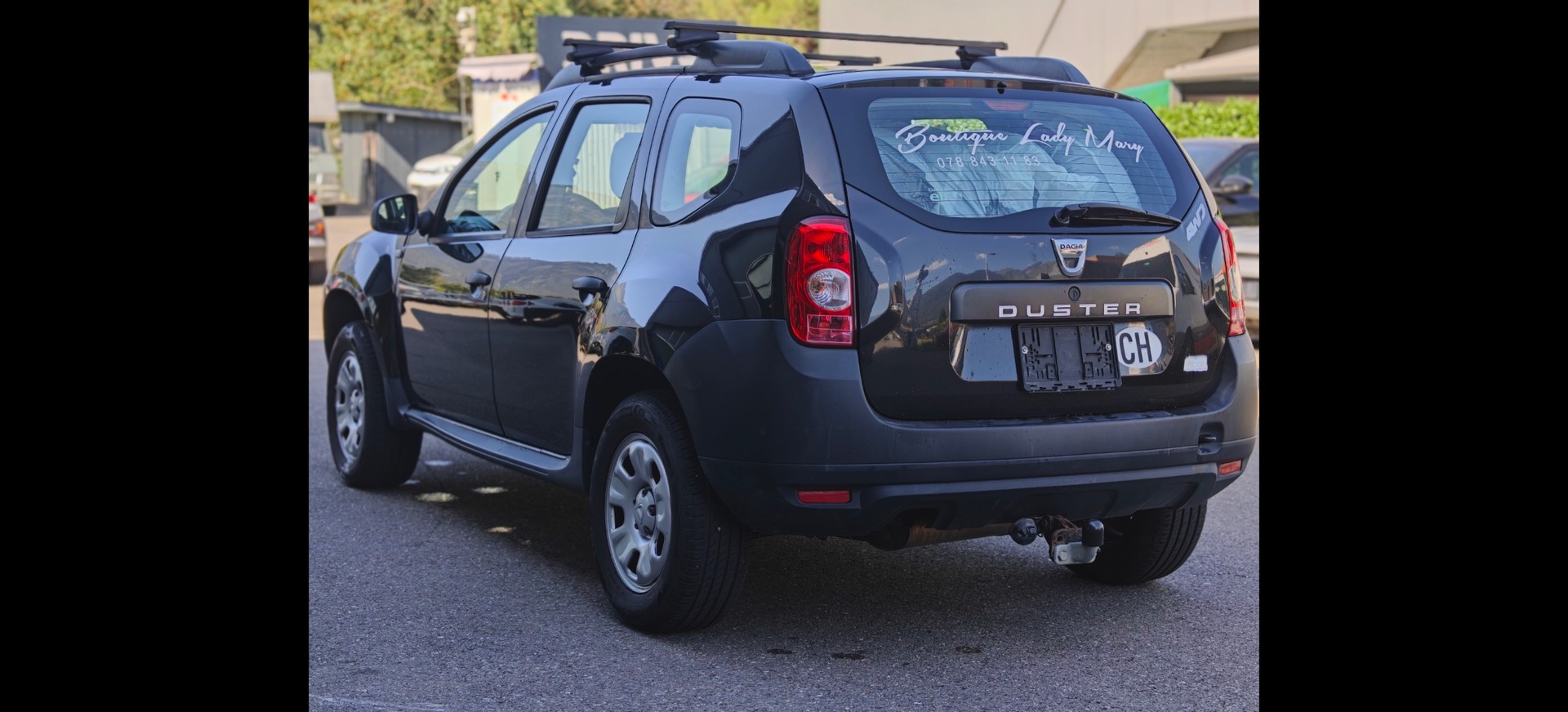 DACIA Duster 1.6 Lauréate 4x4-image-3