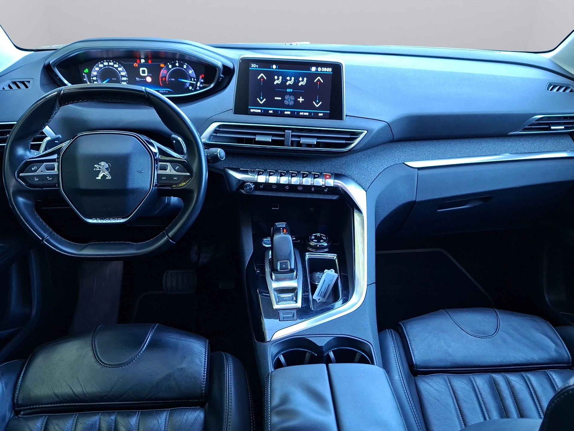 PEUGEOT 5008 1.6 THP Allure EAT-image-10