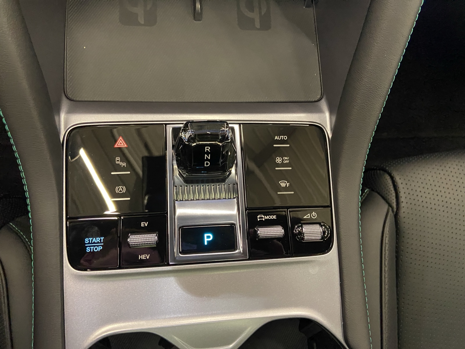 BYD Seal U DM-i Design AWD-image-15
