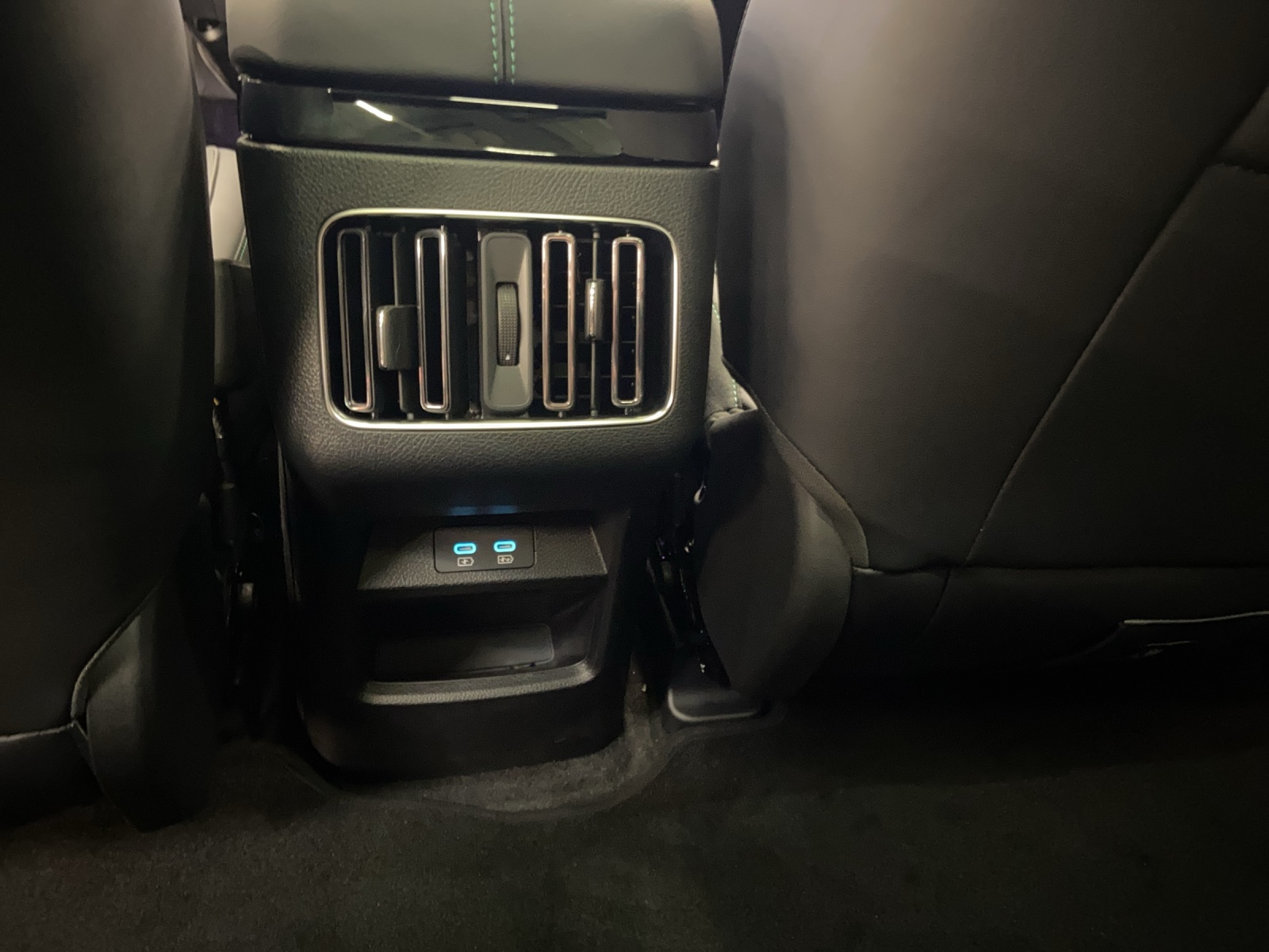BYD Seal U DM-i Design AWD-image-13