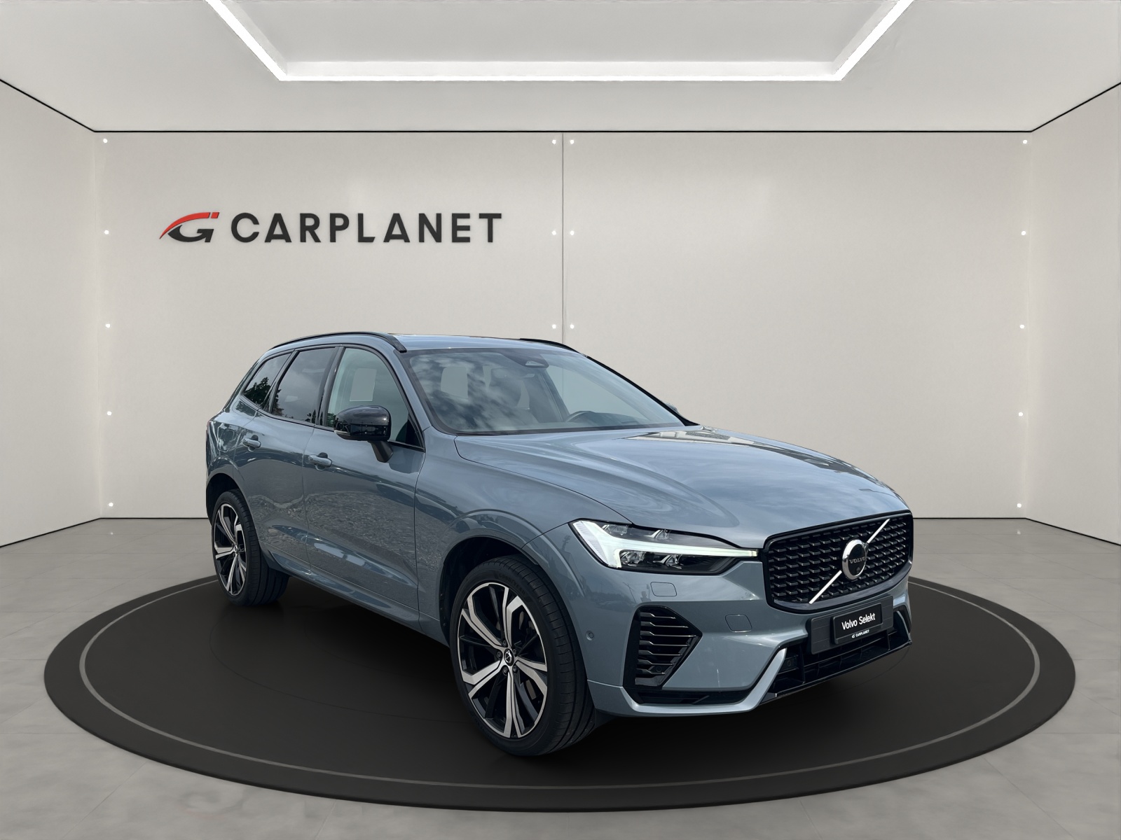 VOLVO XC60 2.0 T6 TE R-Design eAWD-image-0