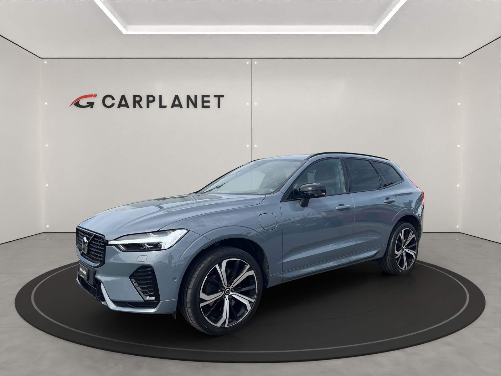 VOLVO XC60 2.0 T6 TE R-Design eAWD-image-4