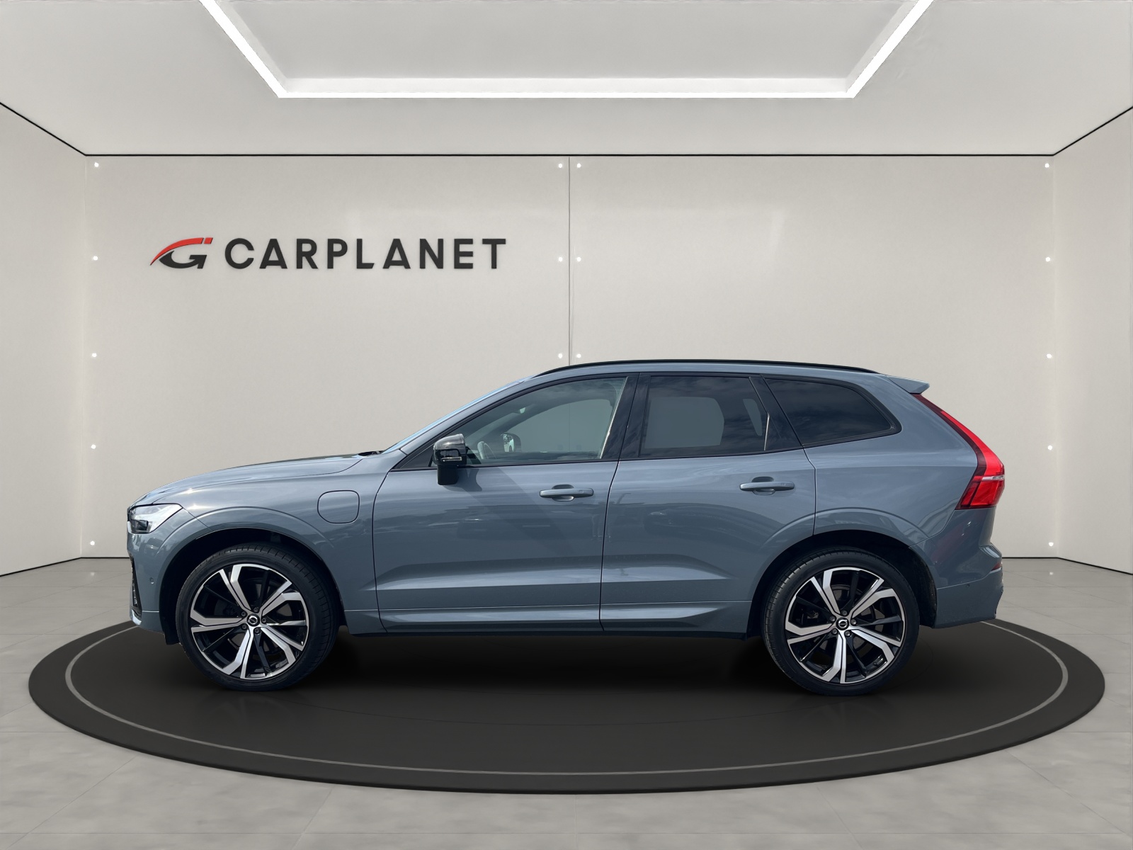 VOLVO XC60 2.0 T6 TE R-Design eAWD-image-1