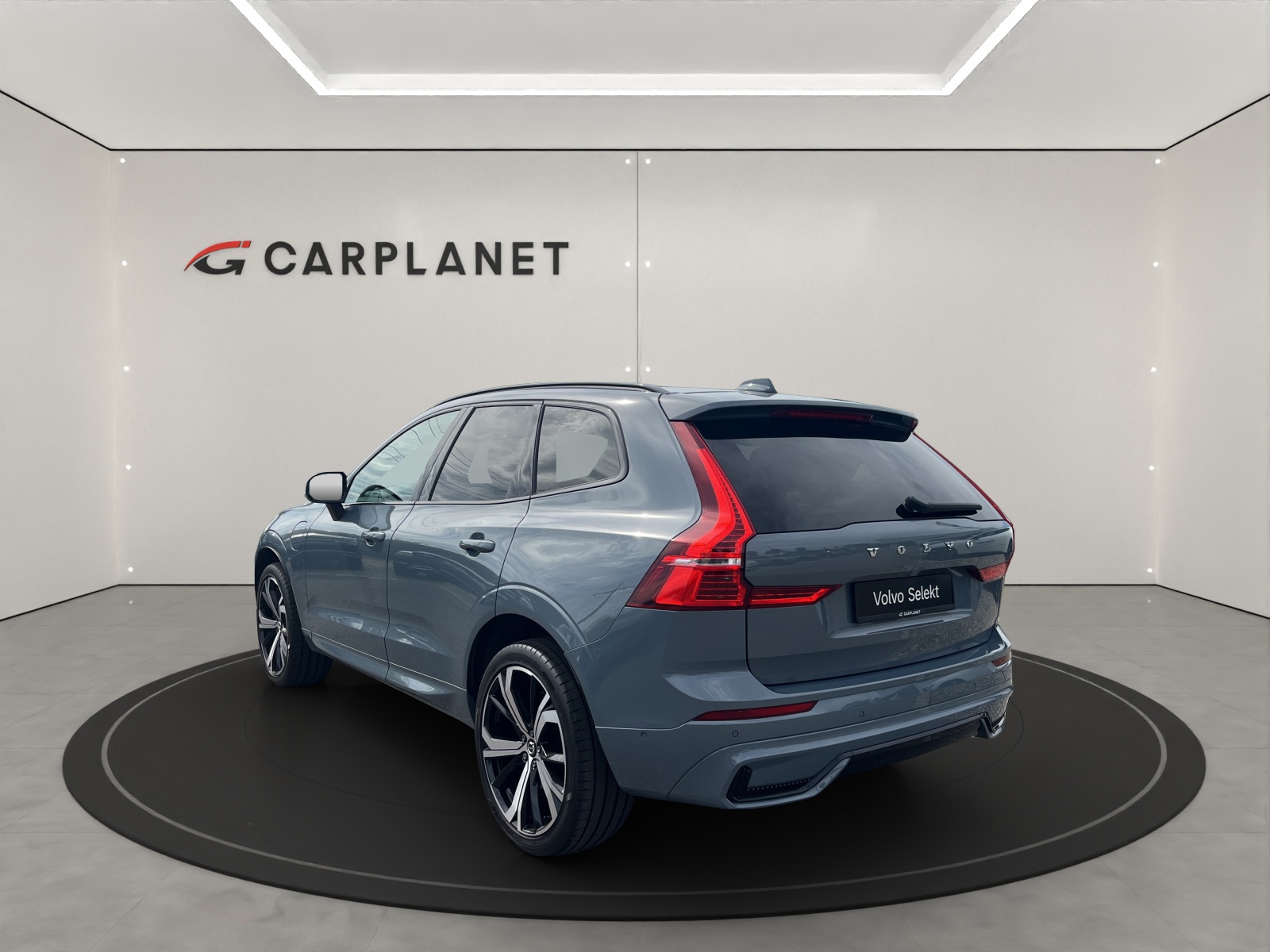 VOLVO XC60 2.0 T6 TE R-Design eAWD-image-3