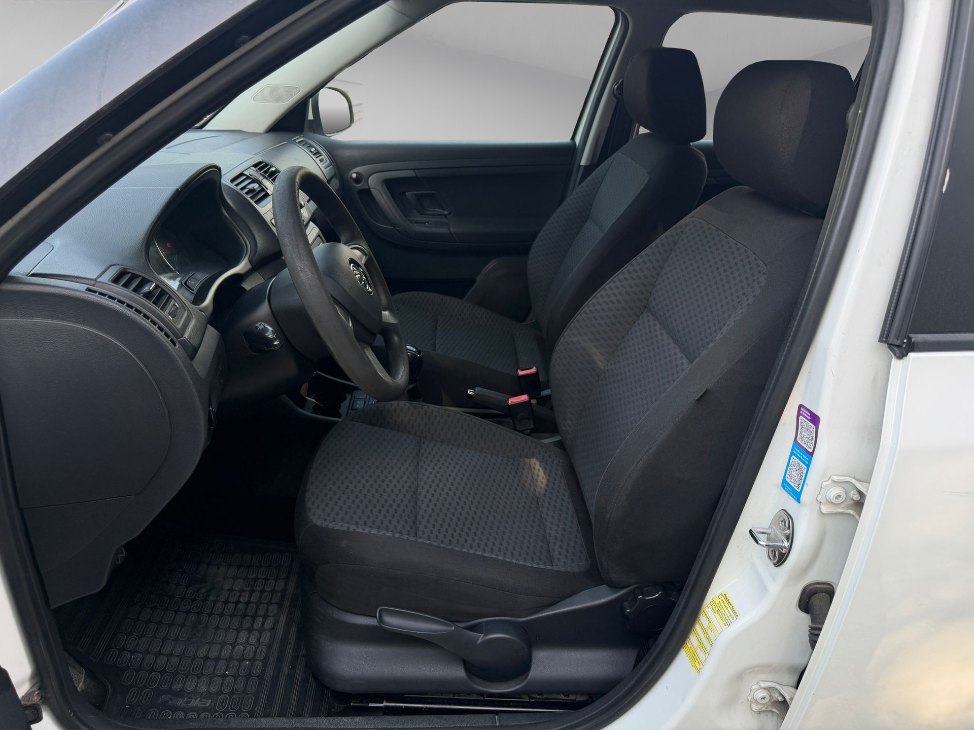 SKODA Fabia 1.2 TSI Family-image-10