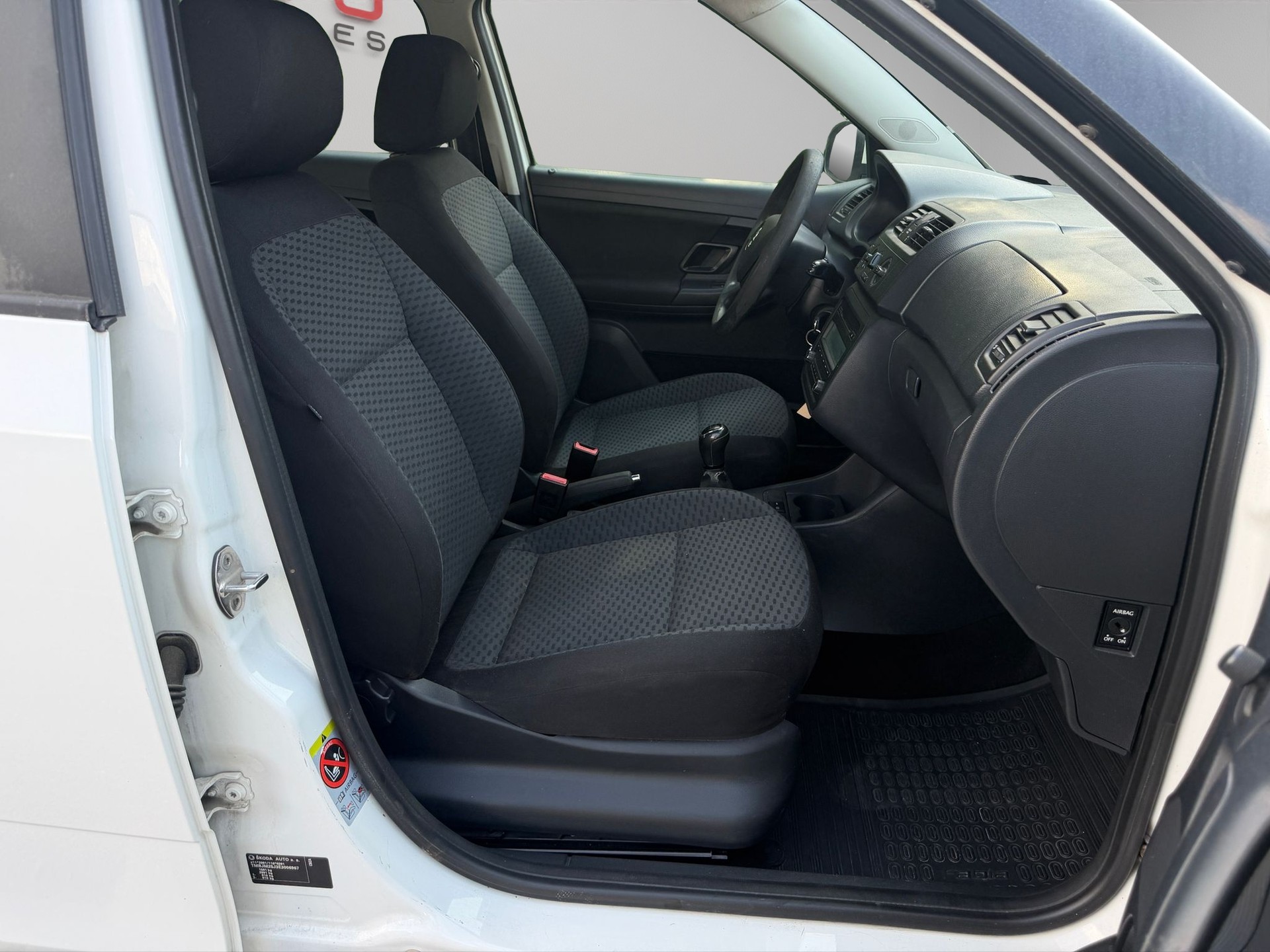 SKODA Fabia 1.2 TSI Family-image-11