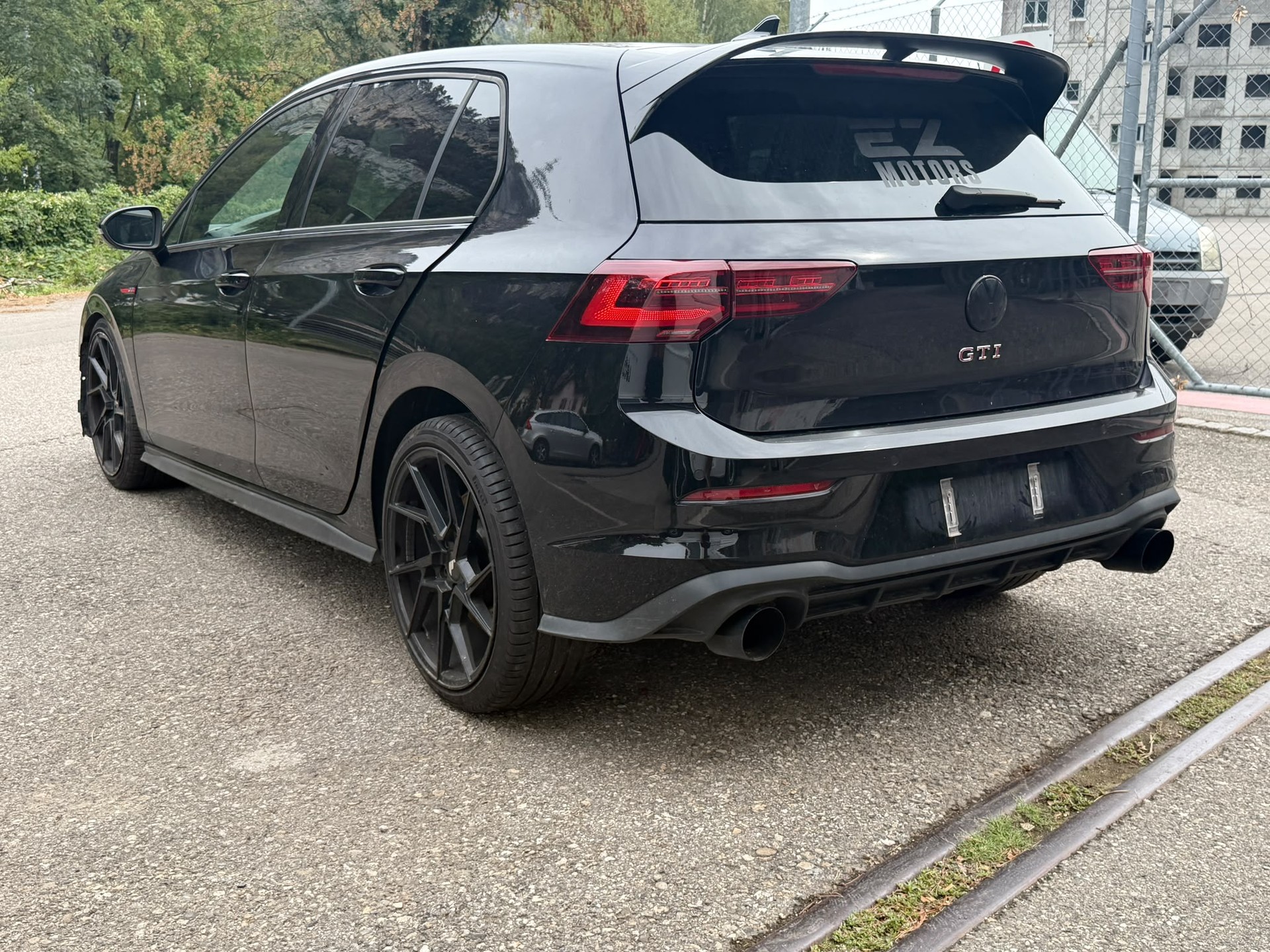 VW Golf 2.0 TSI GTI Clubsport DSG-image-2