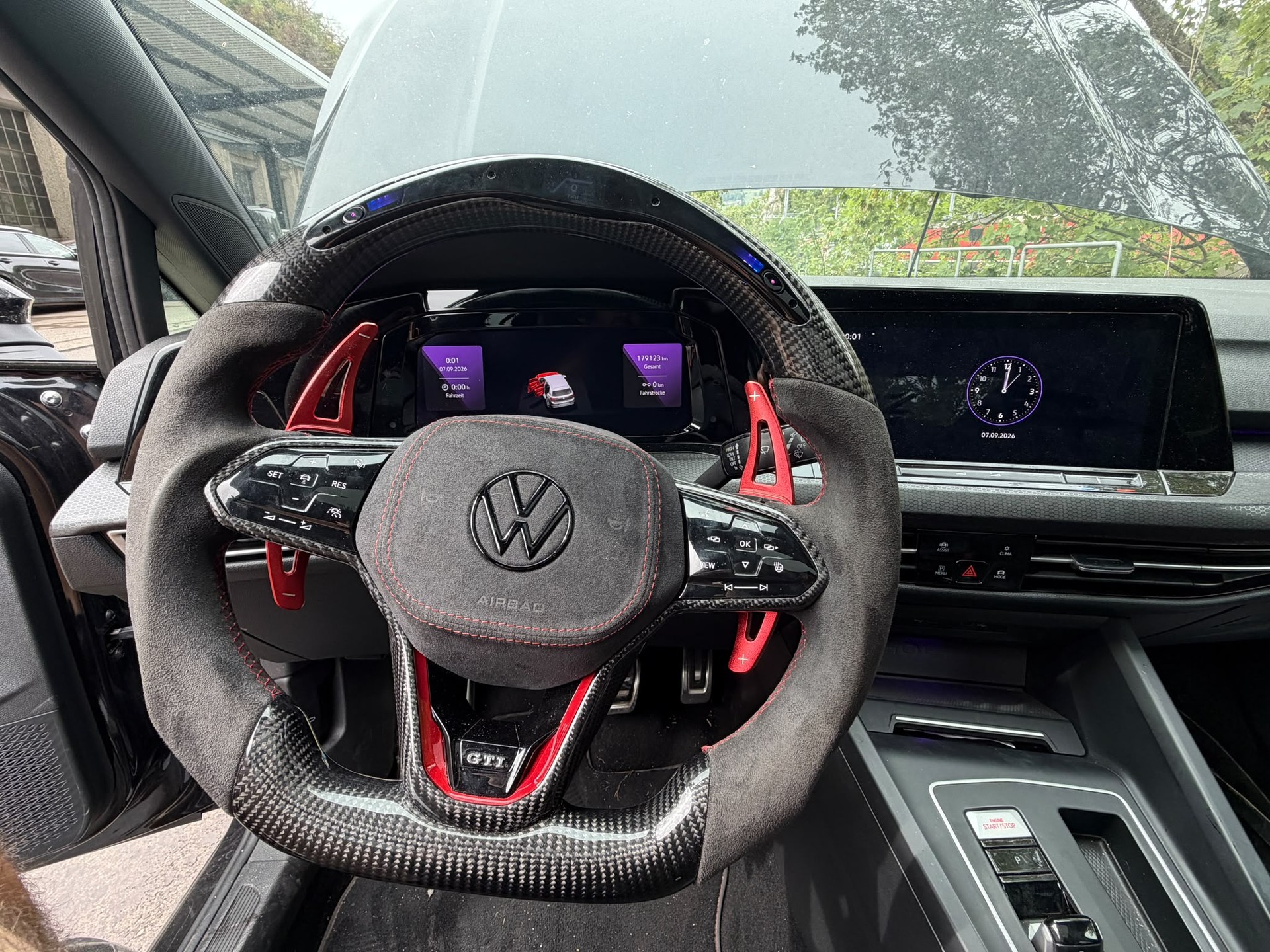 VW Golf 2.0 TSI GTI Clubsport DSG-image-5