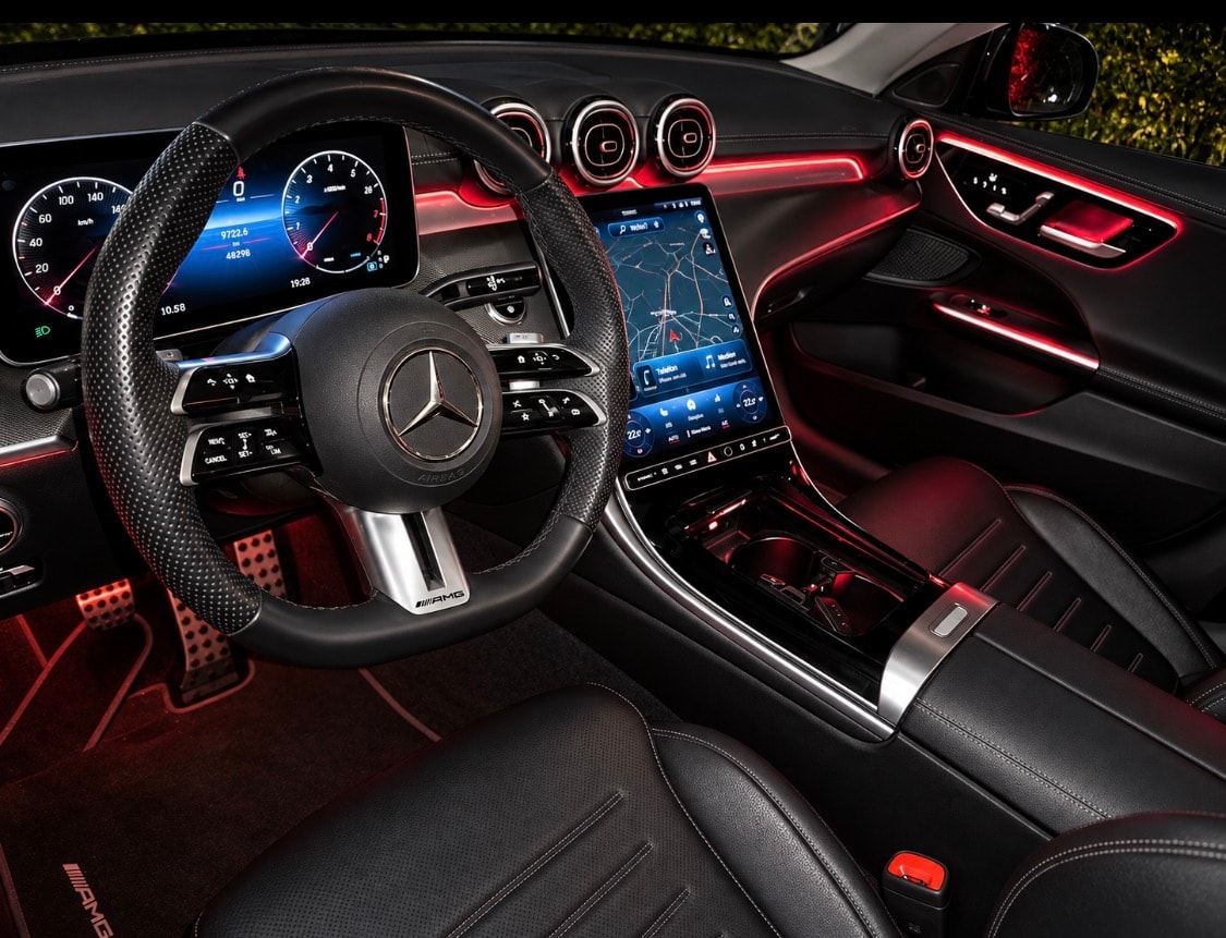 MERCEDES-BENZ C 200 4Matic AMG line Performance (C63 AMG Optik)-image-13