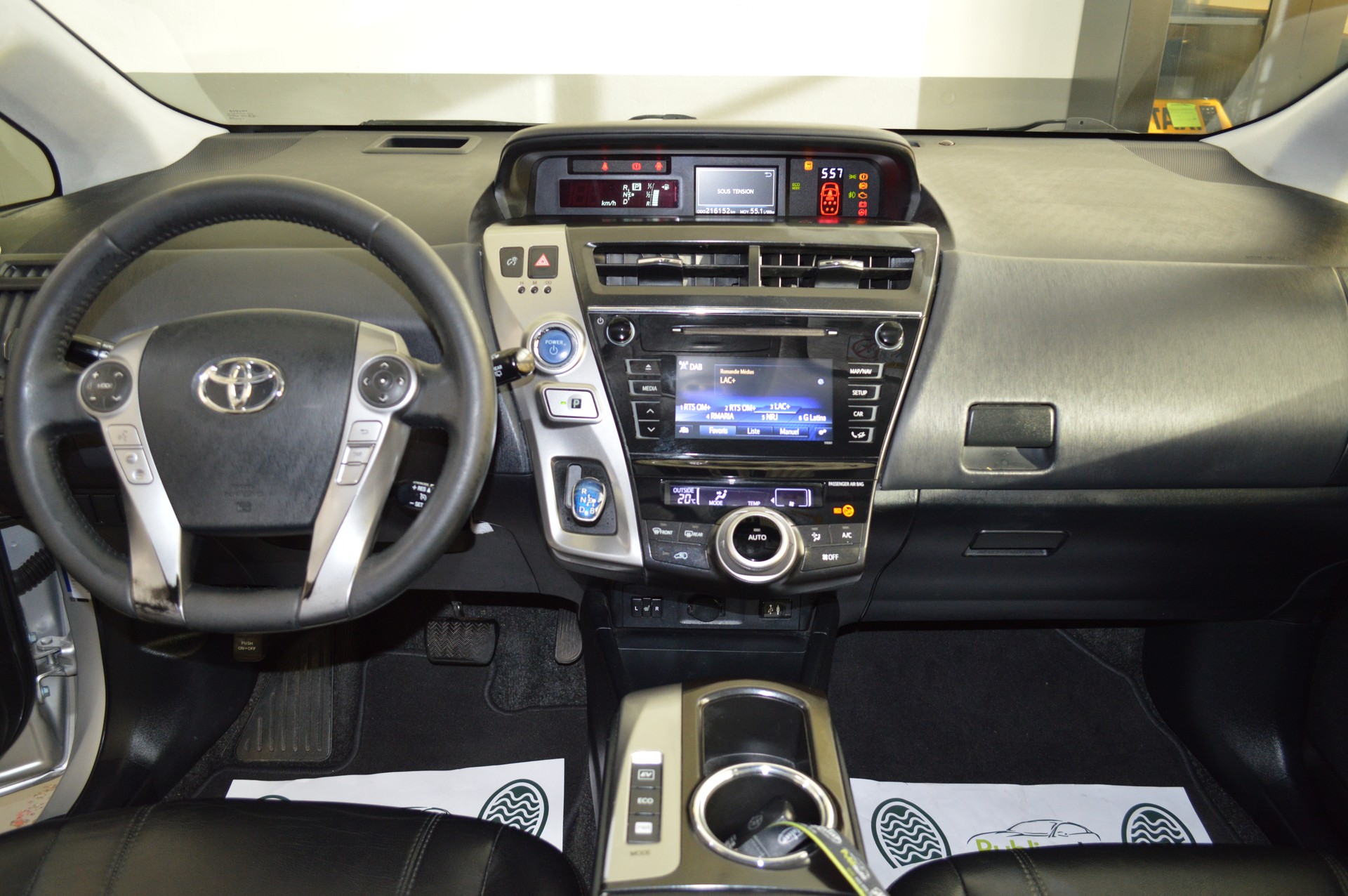 TOYOTA Prius+ 1.8 VVT-i HSD Sol-image-6