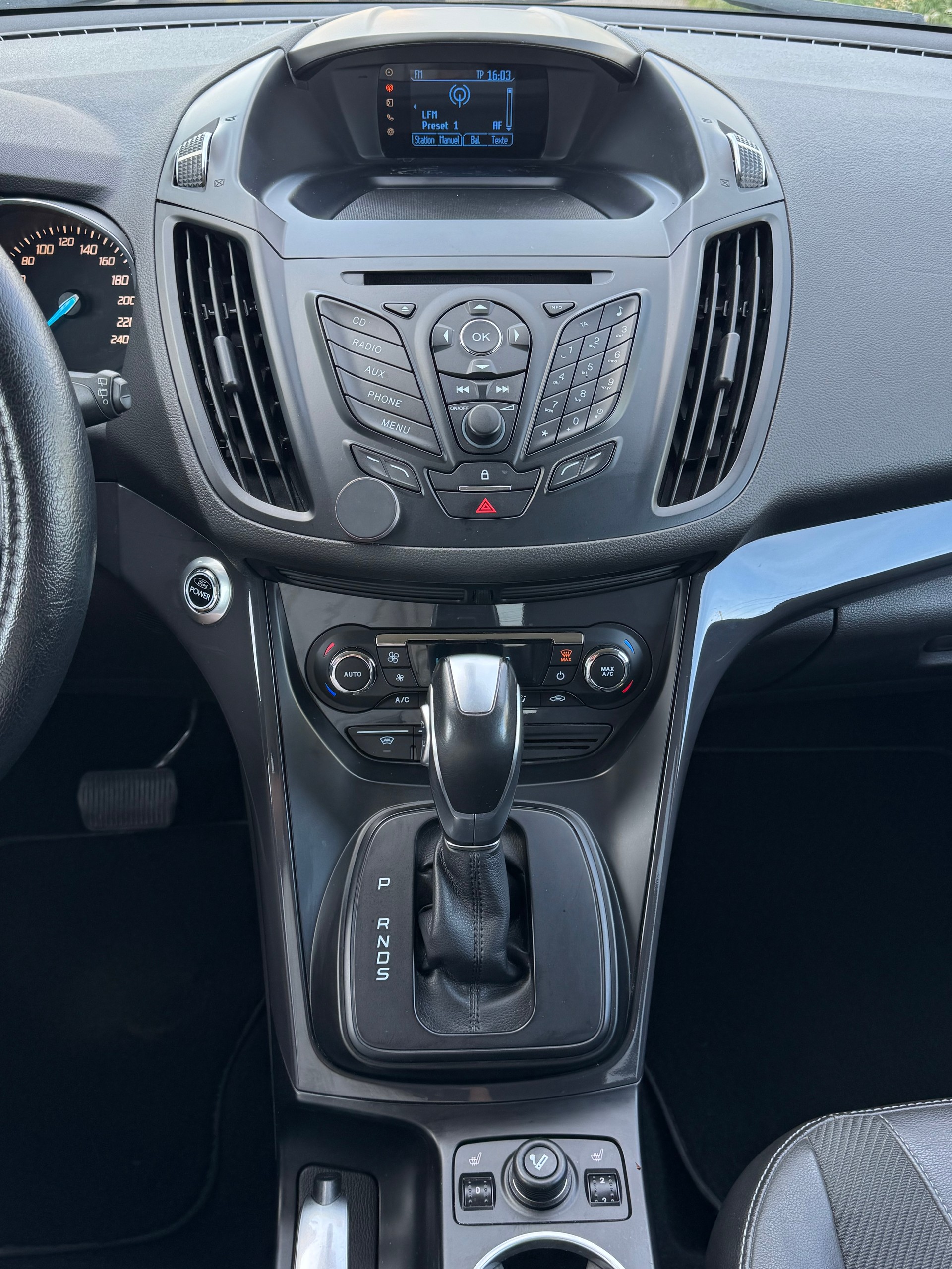 FORD Kuga 1.6 SCTi Carving 4WD Automatic-image-10