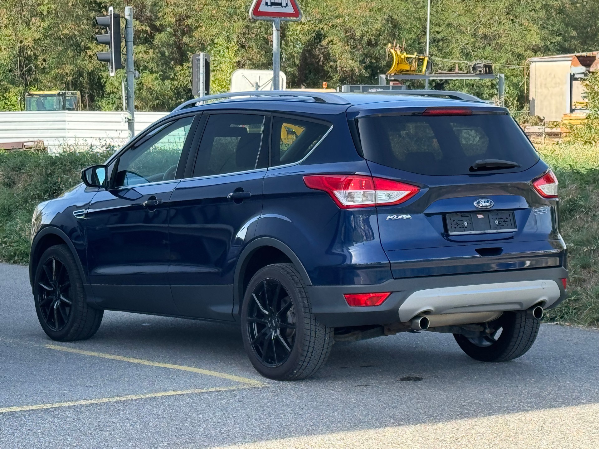 FORD Kuga 1.6 SCTi Carving 4WD Automatic-image-3