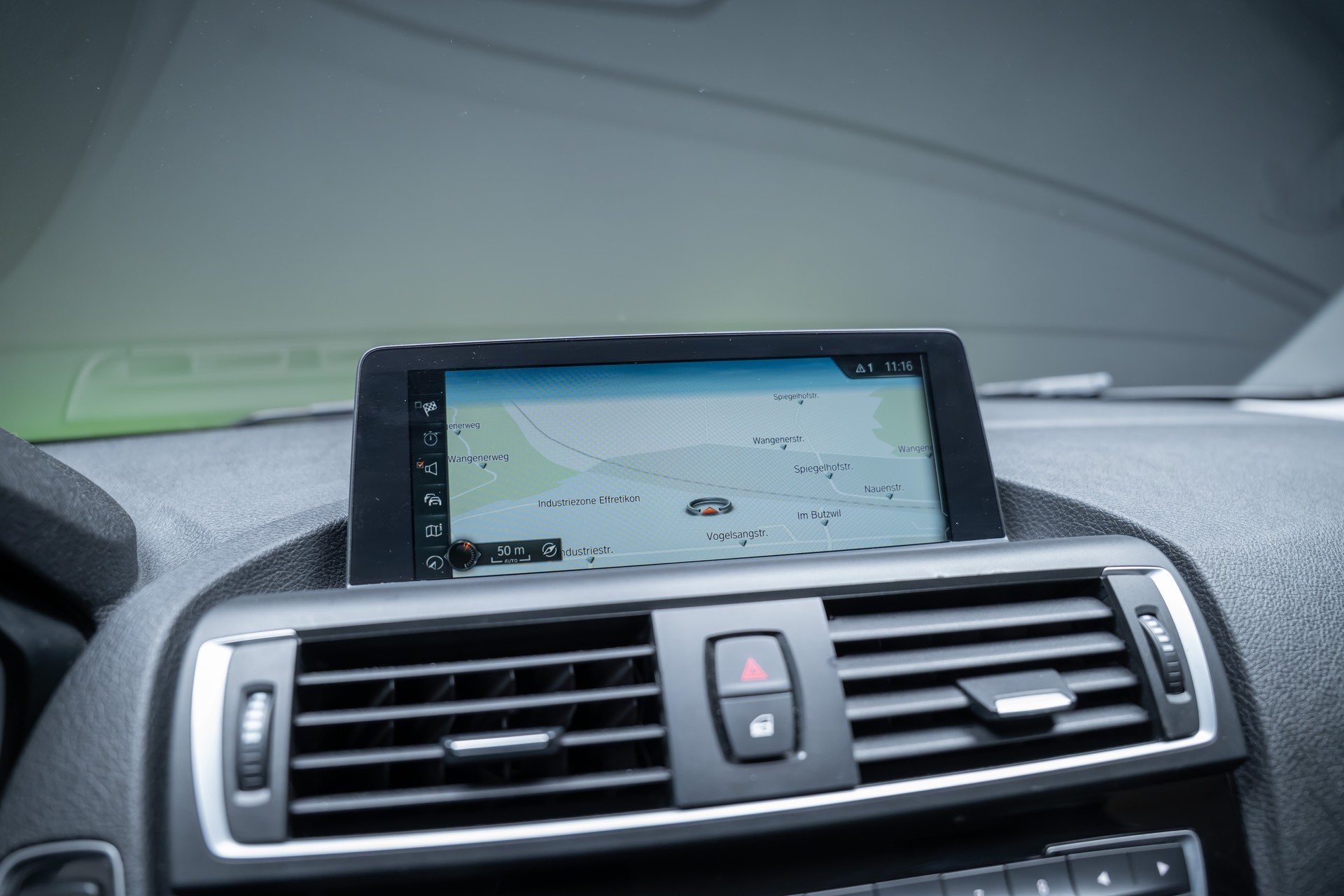 BMW 116d / CH-Fahrzeug / Tempomat / Sitzheizung-image-25