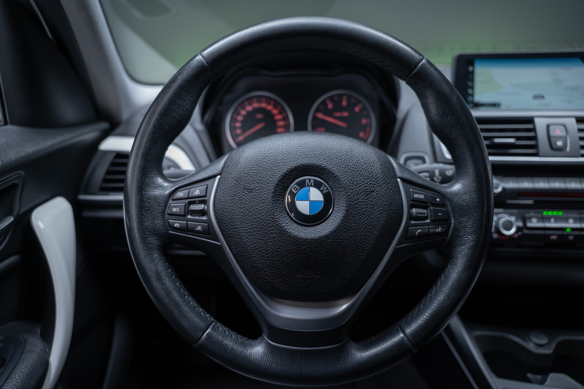 BMW 116d / CH-Fahrzeug / Tempomat / Sitzheizung-image-20