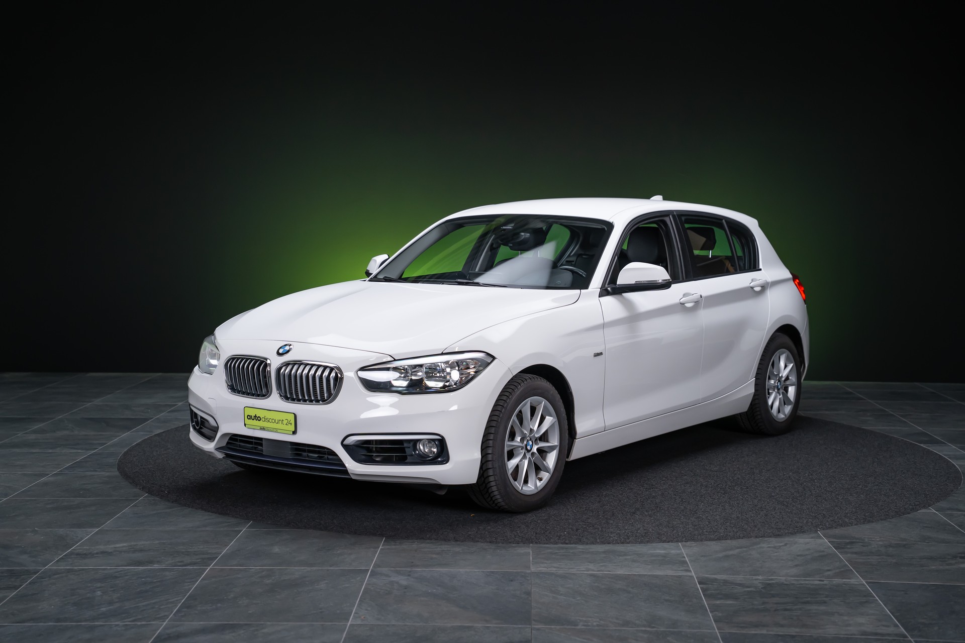 BMW 116d / CH-Fahrzeug / Tempomat / Sitzheizung-image-0