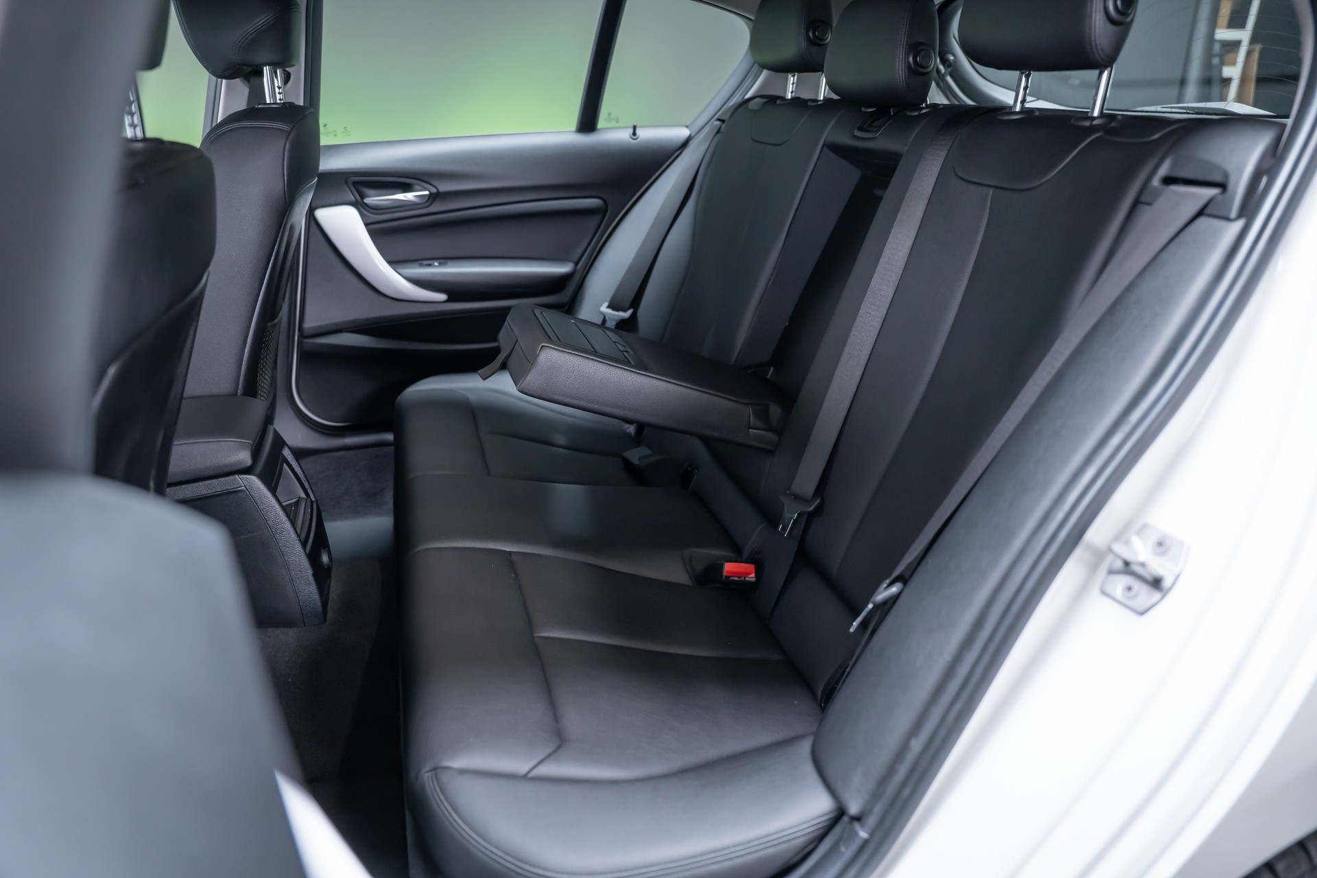 BMW 116d / CH-Fahrzeug / Tempomat / Sitzheizung-image-15