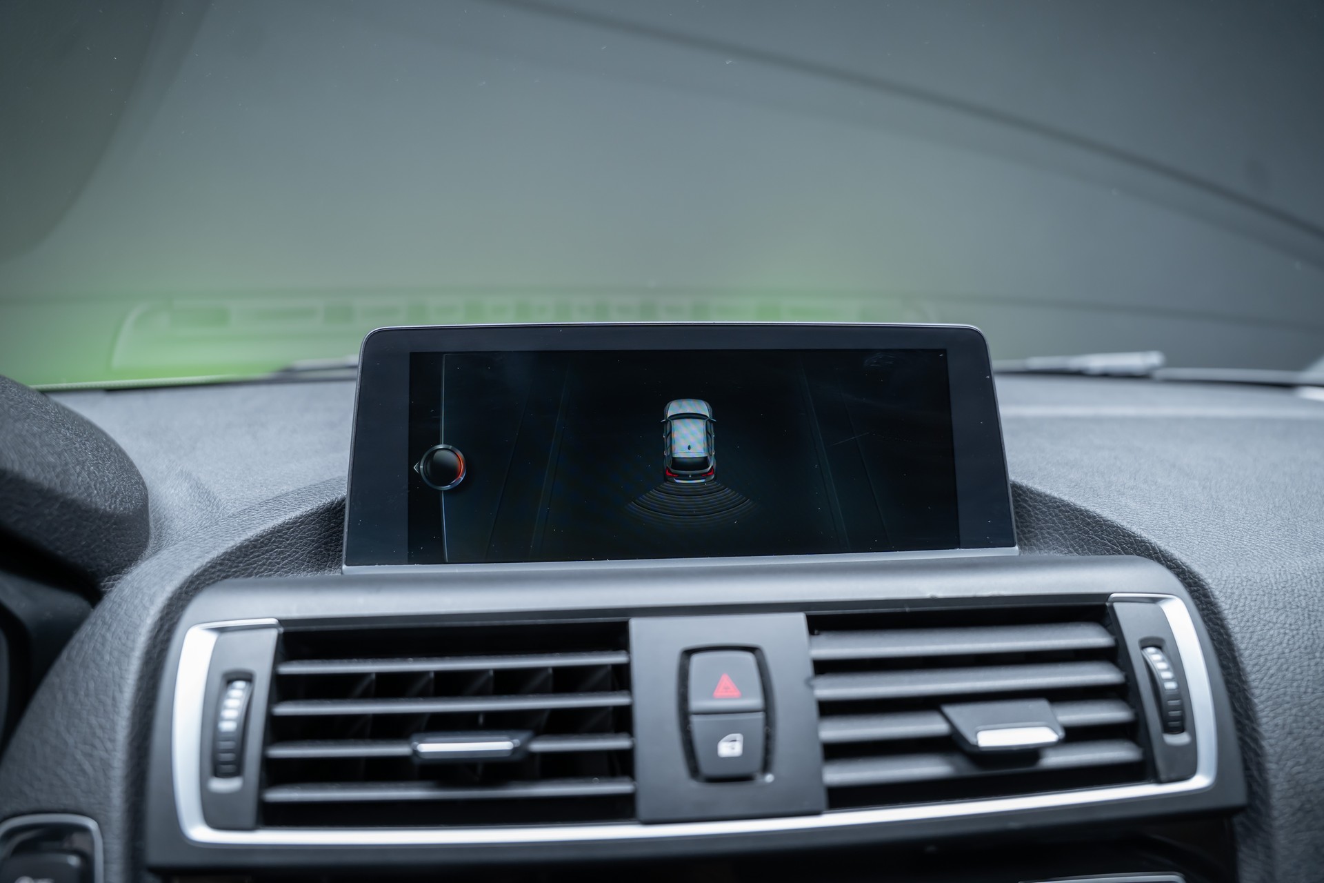 BMW 116d / CH-Fahrzeug / Tempomat / Sitzheizung-image-26