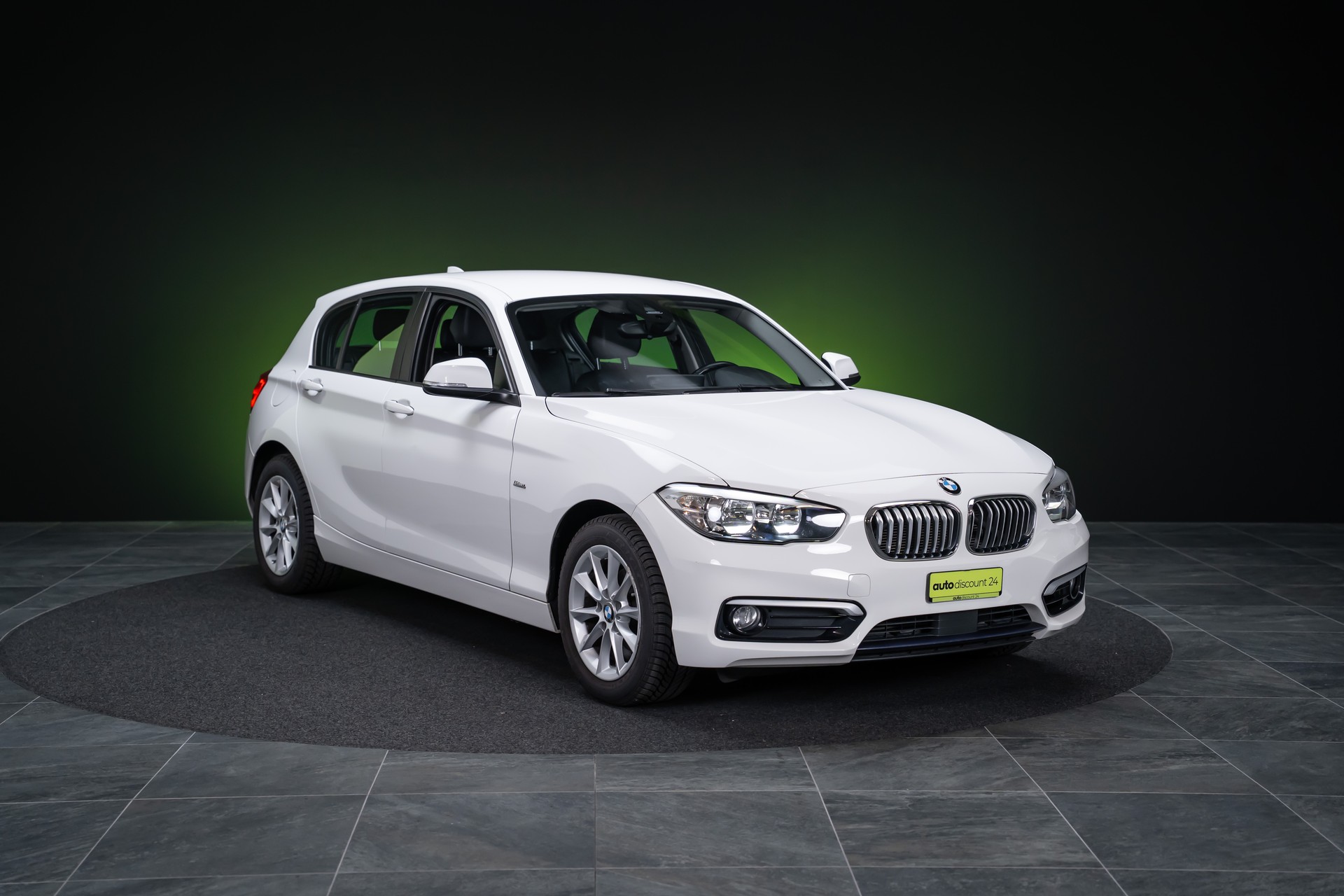 BMW 116d / CH-Fahrzeug / Tempomat / Sitzheizung-image-2