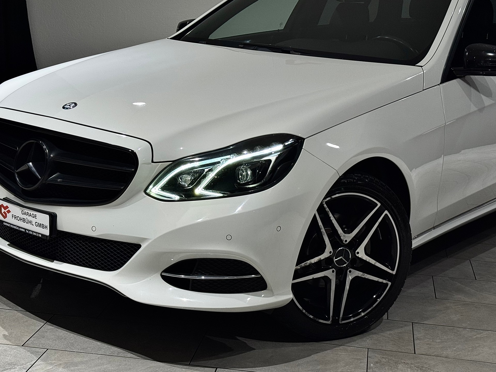 MERCEDES-BENZ E 220 CDI Avantgarde 7G-Tronic-image-10
