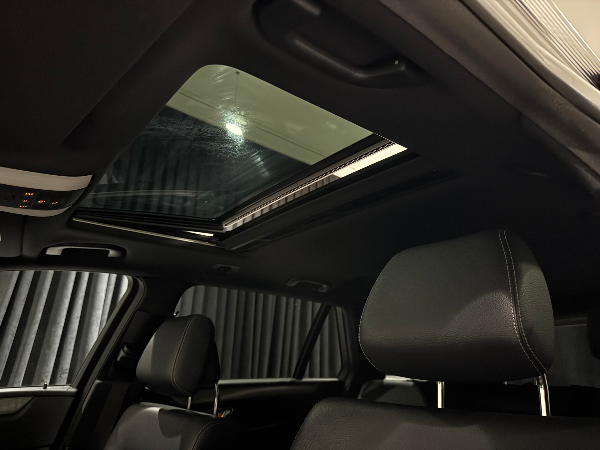 MERCEDES-BENZ E 220 CDI Avantgarde 7G-Tronic-image-16